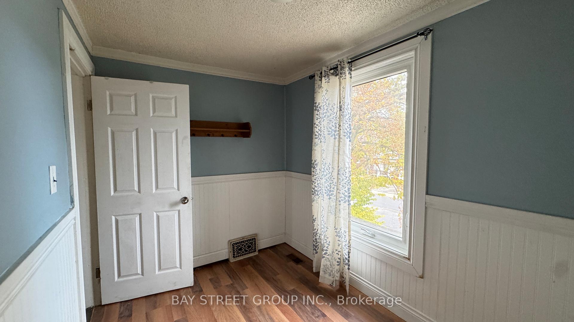 Photo 14 of Unit Upper, 5114 Mcrae Street, Niagara Falls, Cherrywood — HOMEH
