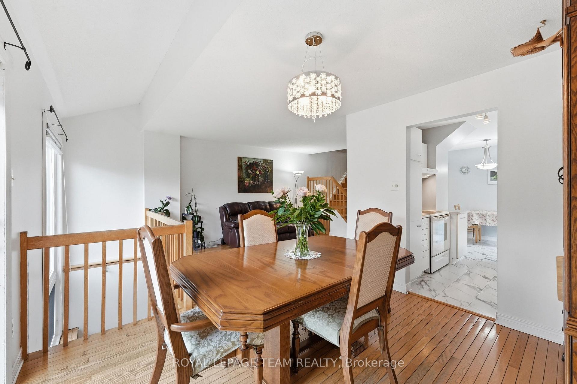 Photo 15 of 66 Armadale Crescent, Ottawa, Barrhaven - Cedargrove/Fraserdale — HOMEH