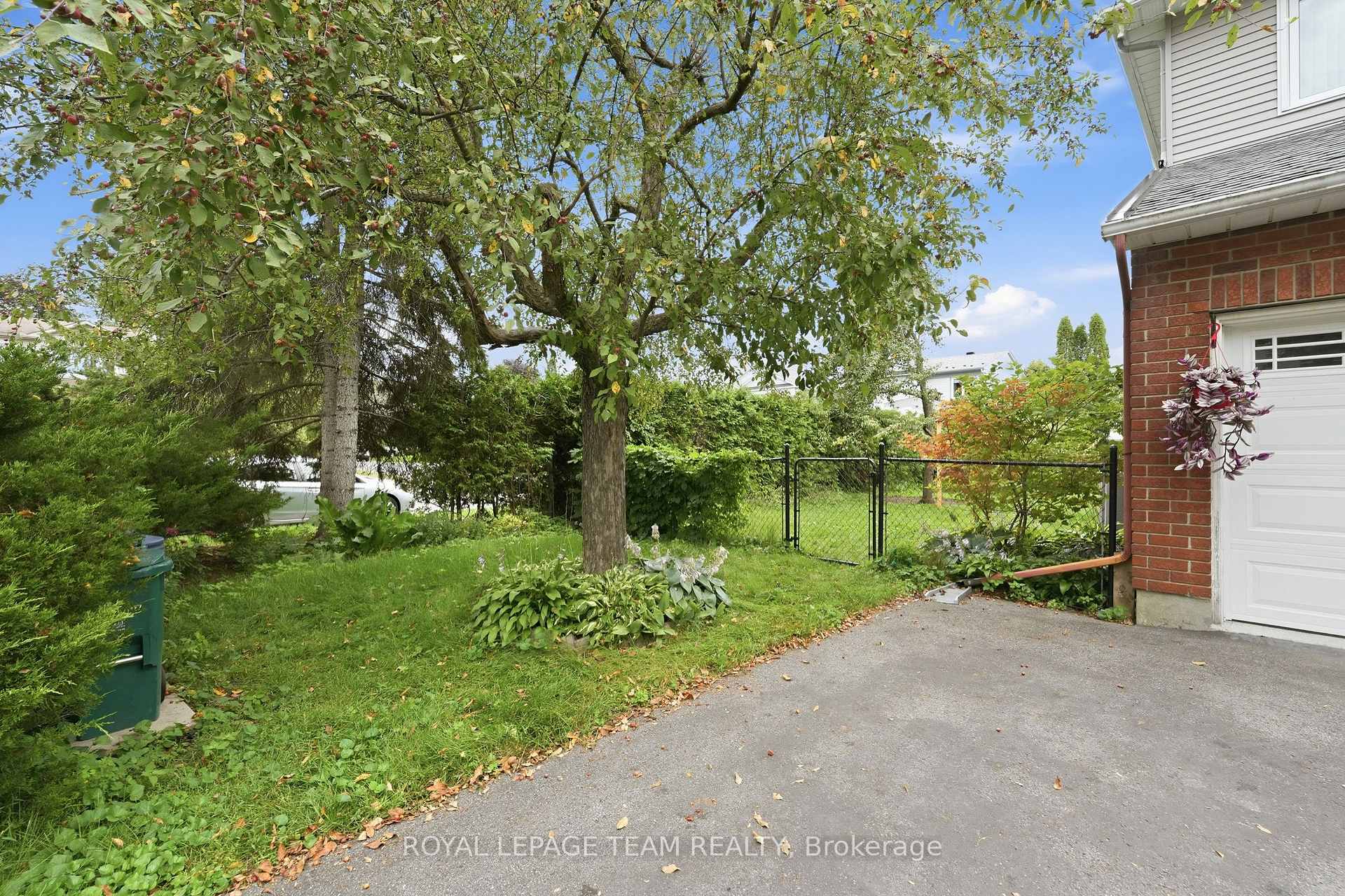 Photo 33 of 66 Armadale Crescent, Ottawa, Barrhaven - Cedargrove/Fraserdale — HOMEH