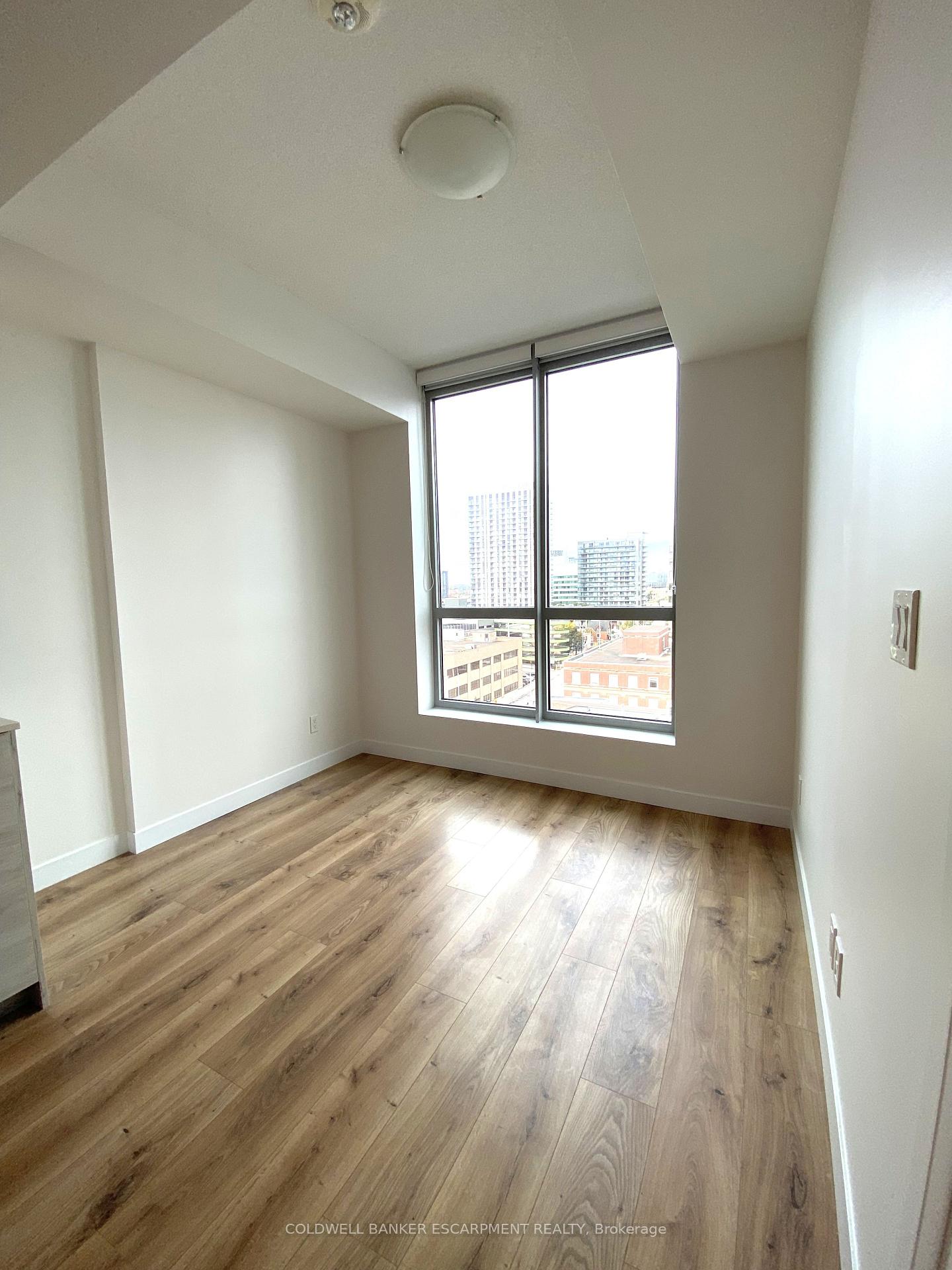Photo 4 of Unit 808, 60 Frederick Street, Kitchener, Civic Centre — HOMEH