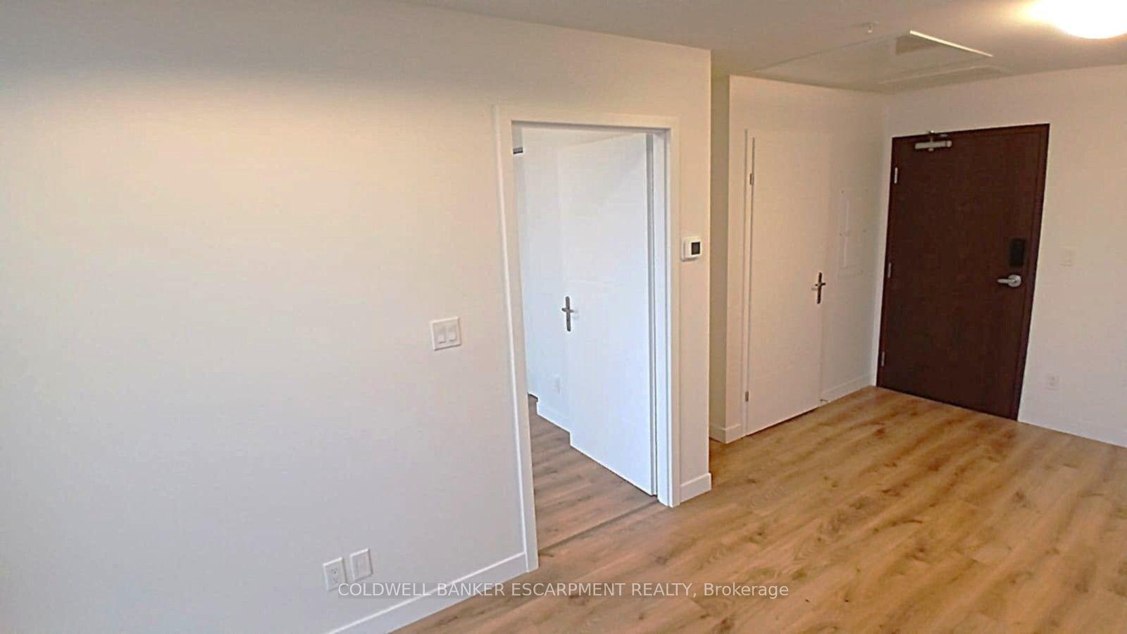 Photo 12 of Unit 808, 60 Frederick Street, Kitchener, Civic Centre — HOMEH