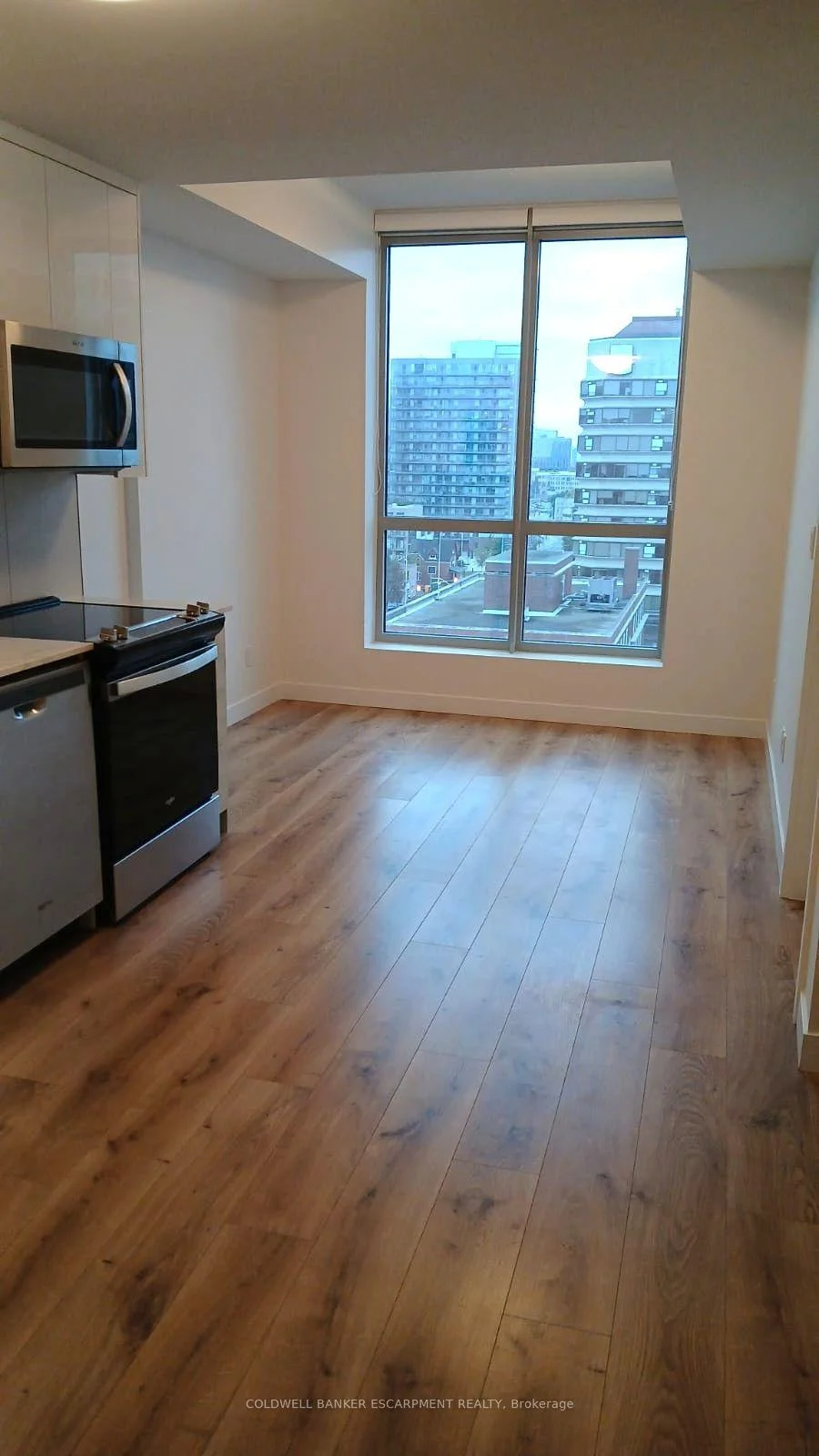 Photo 5 of Unit 808, 60 Frederick Street, Kitchener, Civic Centre — HOMEH