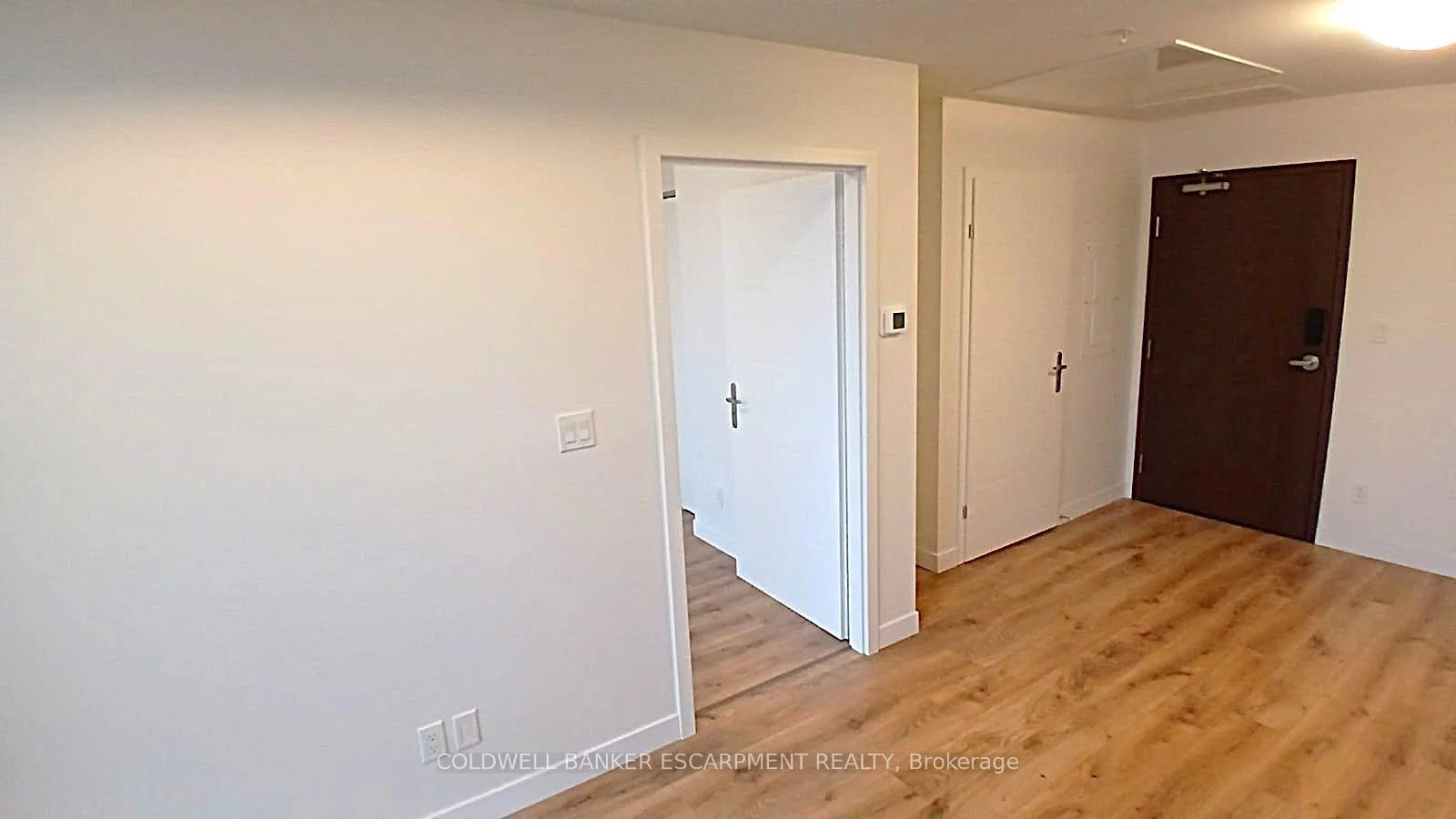 Photo 10 of Unit 808, 60 Frederick Street, Kitchener, Civic Centre — HOMEH