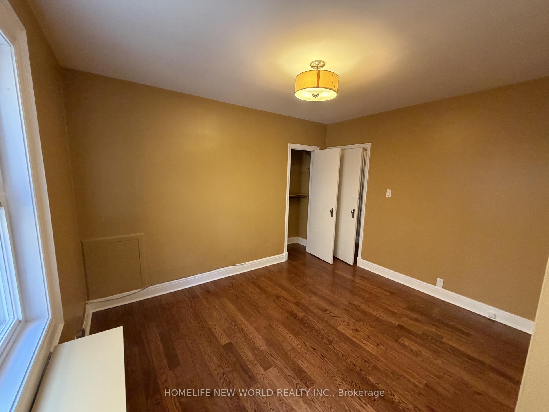 Photo 7 of Unit 4, 1217 Avenue Road, Toronto, Lawrence Park South — HOMEH