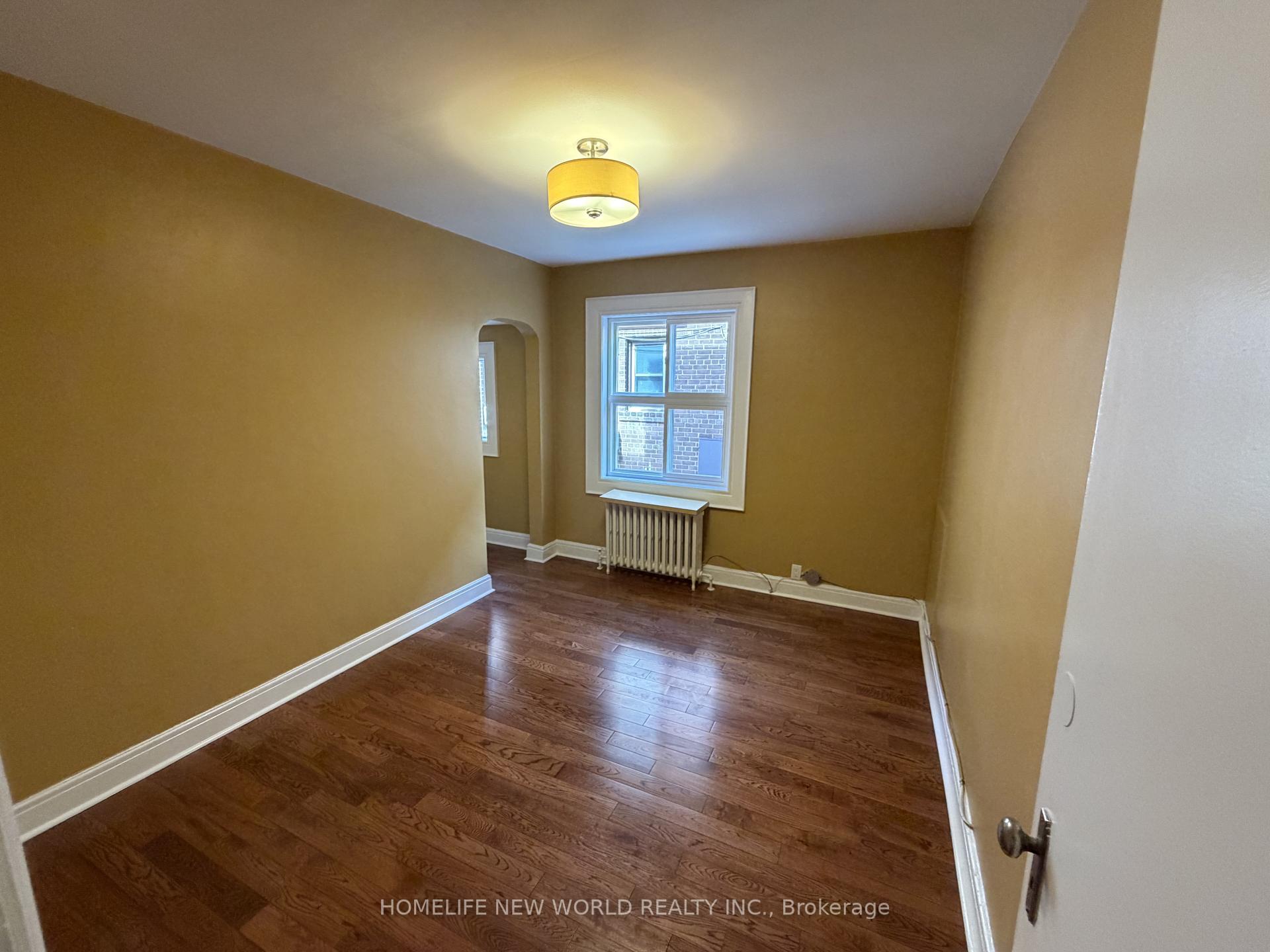 Photo 8 of Unit 4, 1217 Avenue Road, Toronto, Lawrence Park South — HOMEH