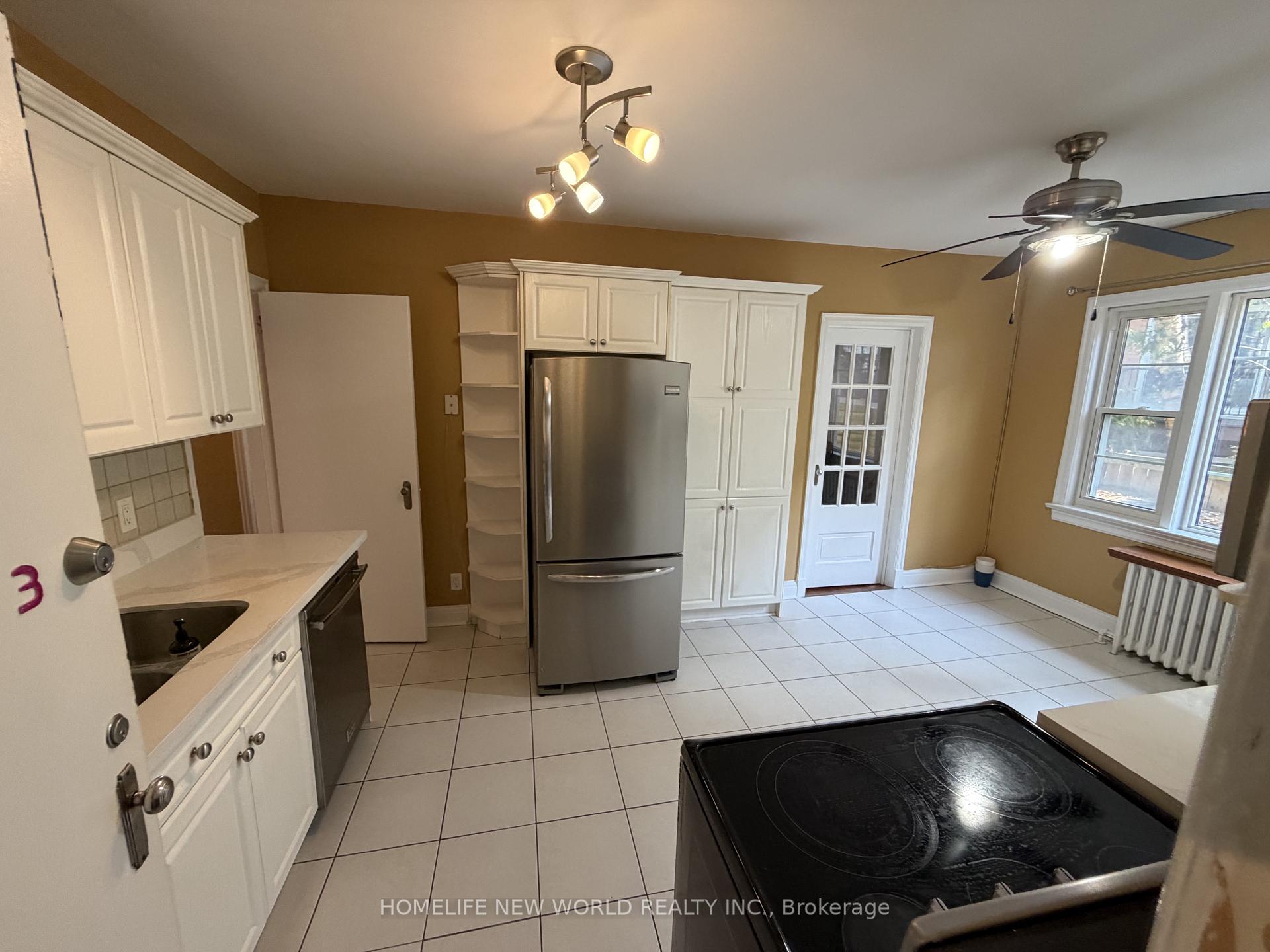 Photo 9 of Unit 4, 1217 Avenue Road, Toronto, Lawrence Park South — HOMEH