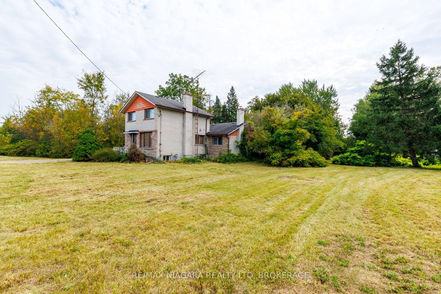 Photo 2 of 567 Lyons Creek Road, Welland, Cooks Mills — HOMEH