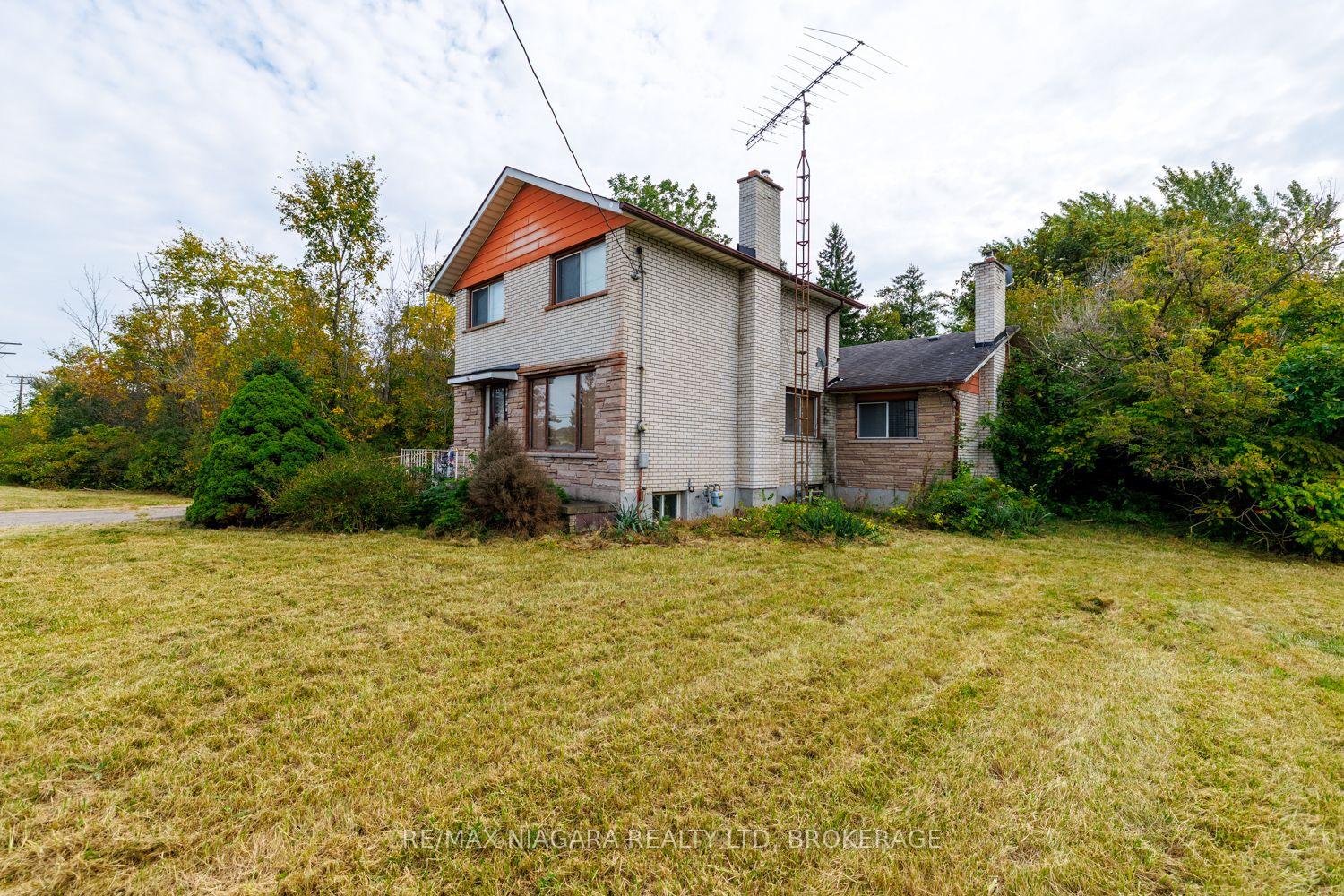 Photo 3 of 567 Lyons Creek Road, Welland, Cooks Mills — HOMEH