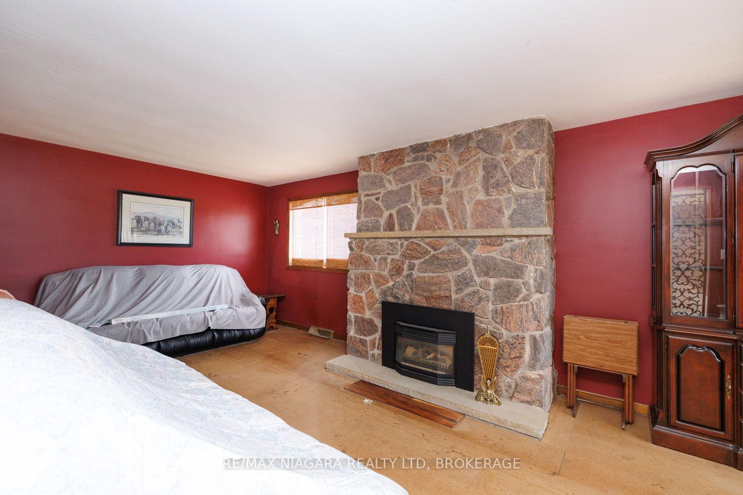 Photo 13 of 567 Lyons Creek Road, Welland, Cooks Mills — HOMEH