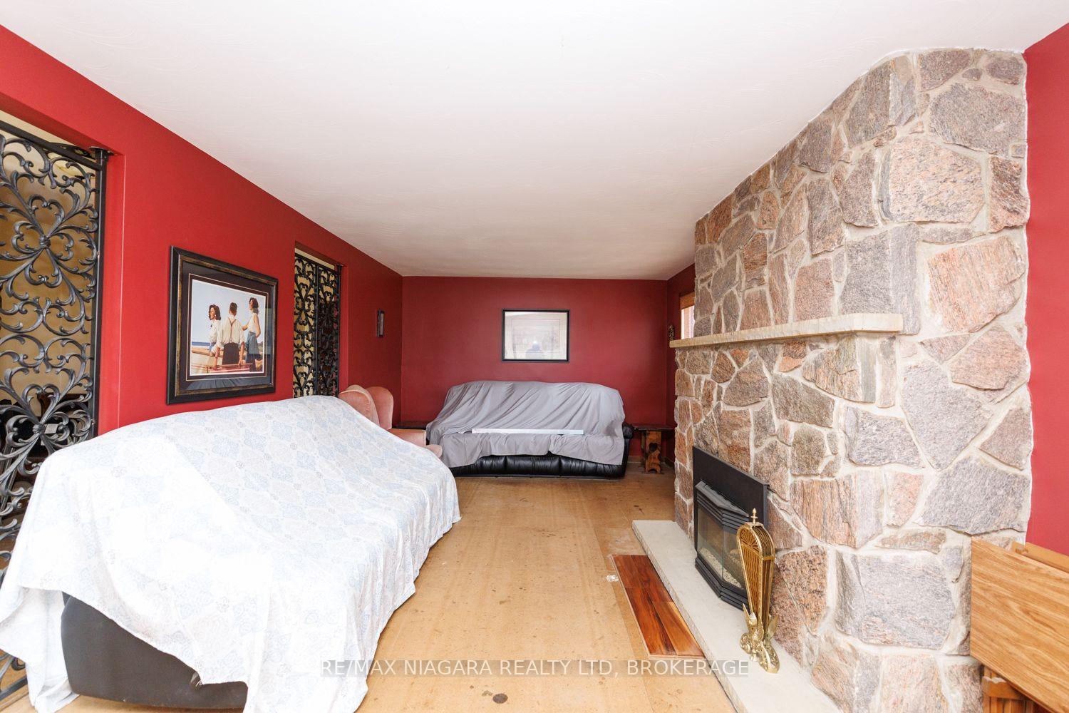 Photo 14 of 567 Lyons Creek Road, Welland, Cooks Mills — HOMEH