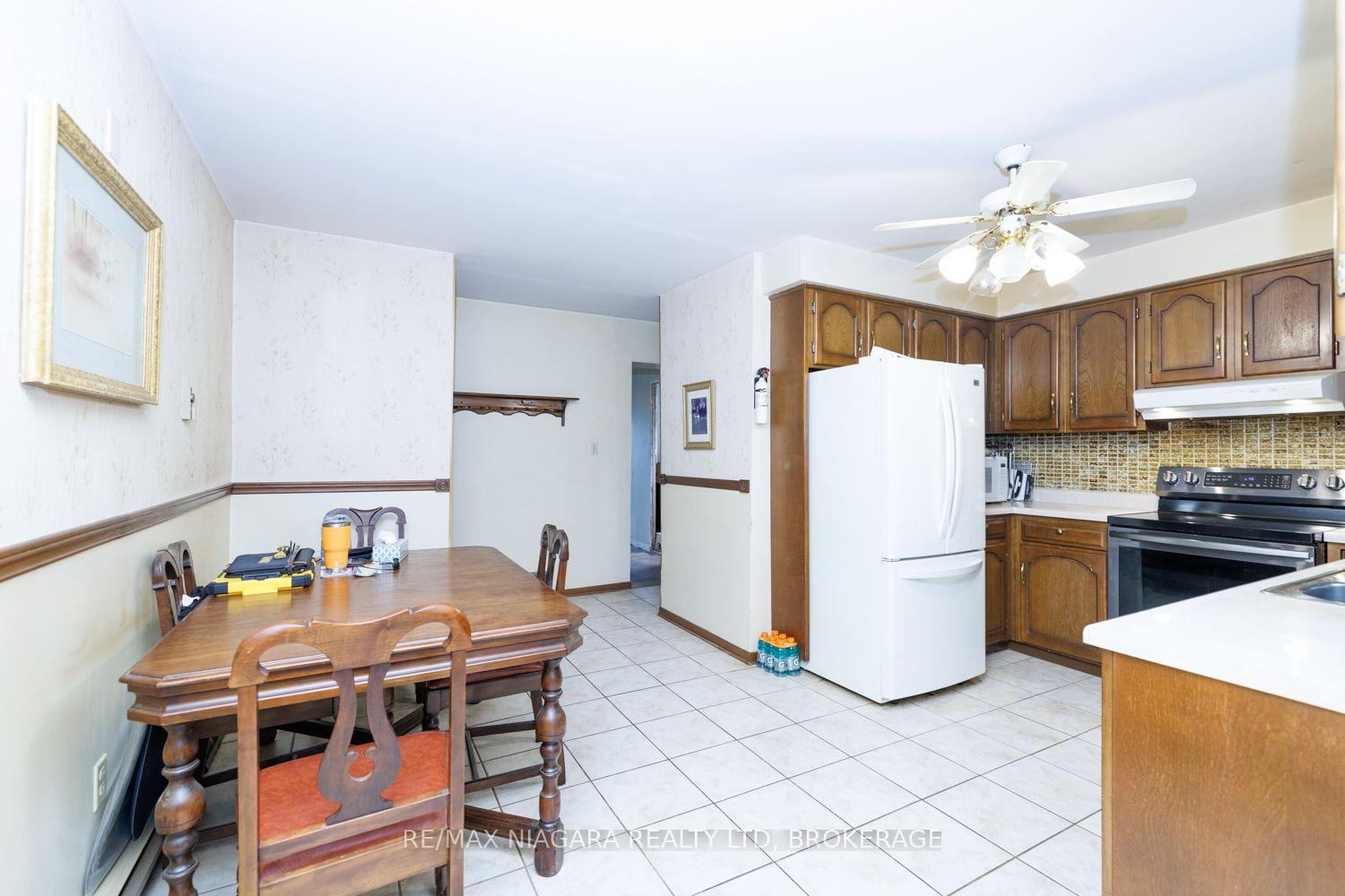 Photo 18 of 567 Lyons Creek Road, Welland, Cooks Mills — HOMEH