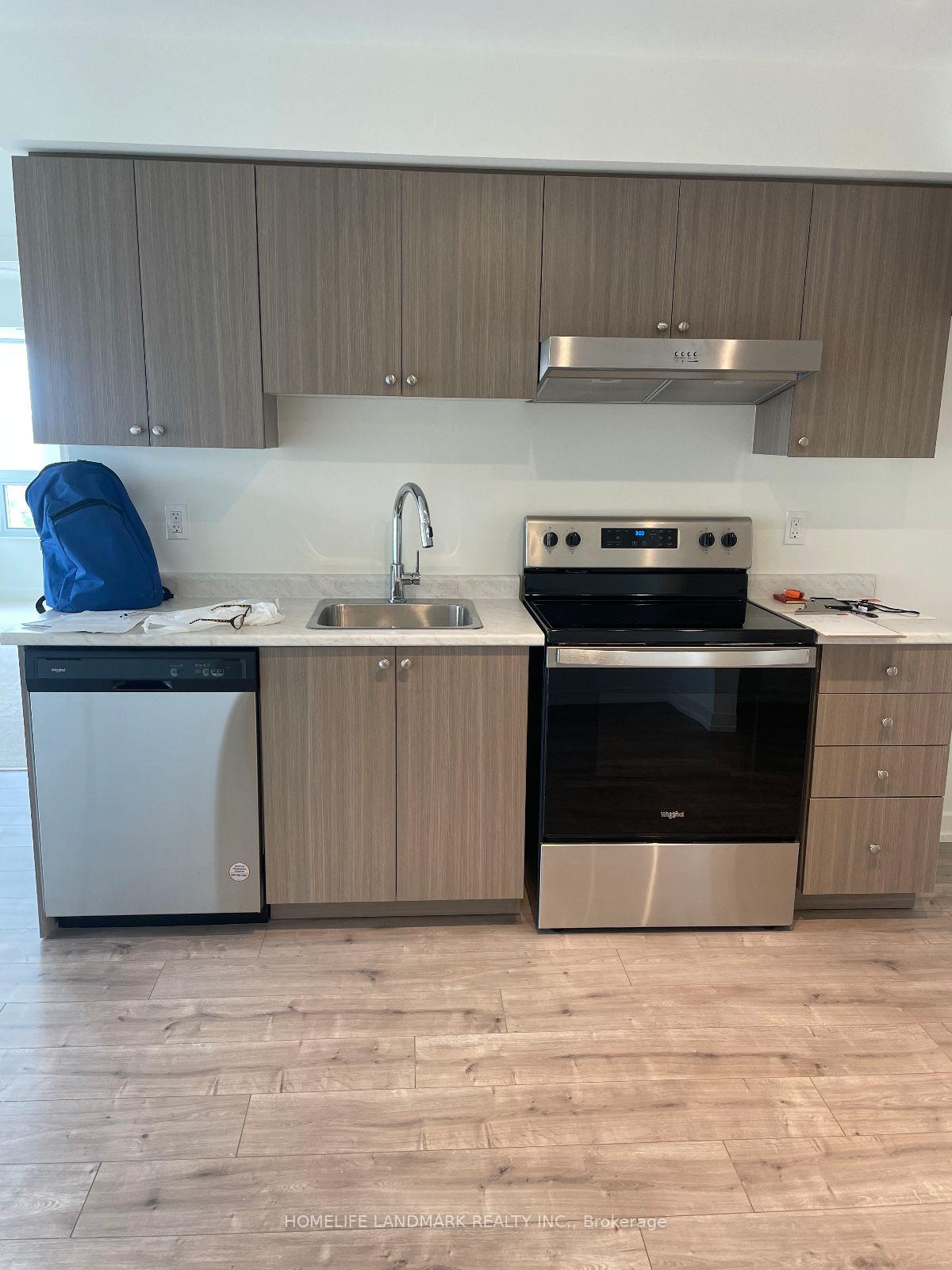 Photo 10 of Unit 1401, 10 Wilby Crescent, North York, Weston — HOMEH