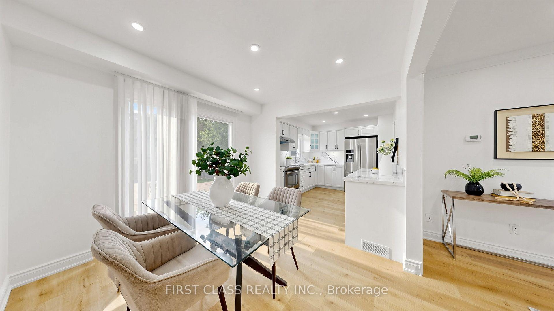 Photo 15 of 34 Mayberry Court, Brampton, Central Park — HOMEH