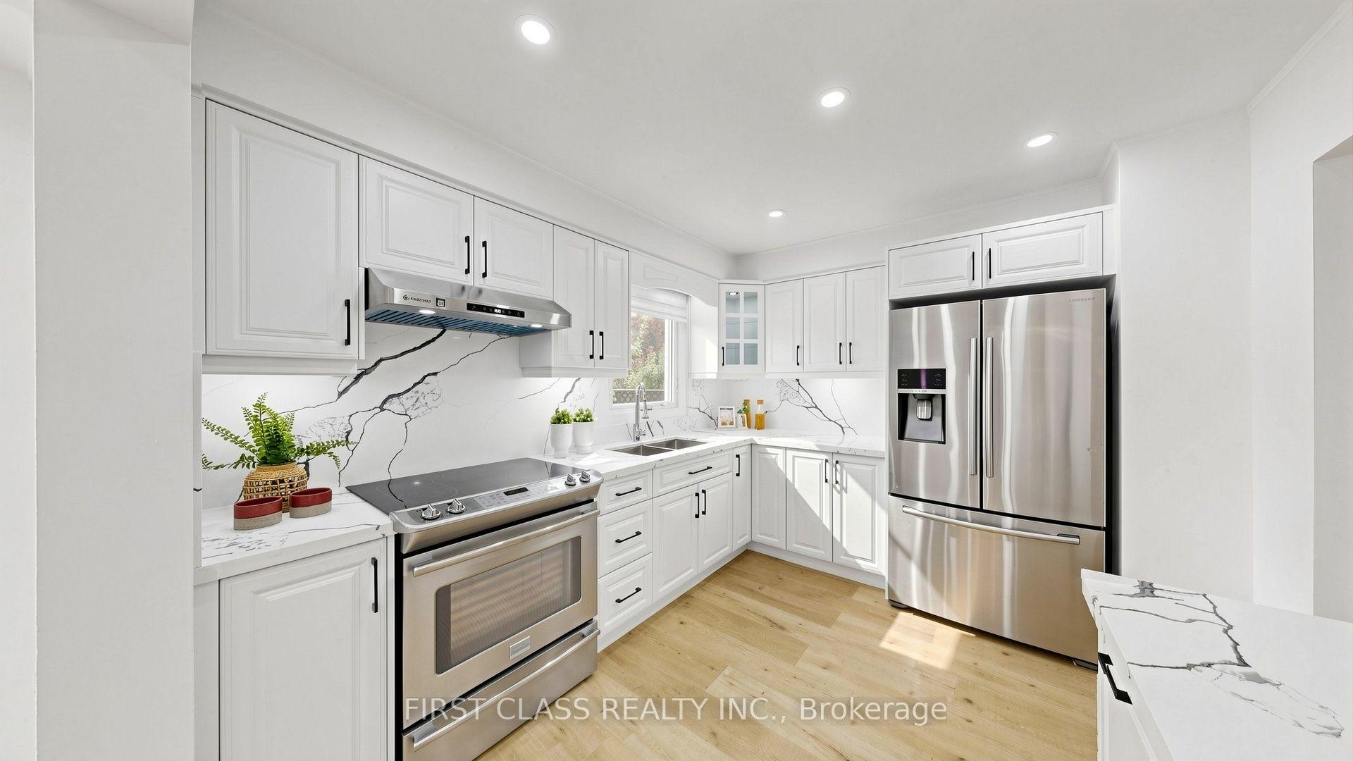 Photo 17 of 34 Mayberry Court, Brampton, Central Park — HOMEH