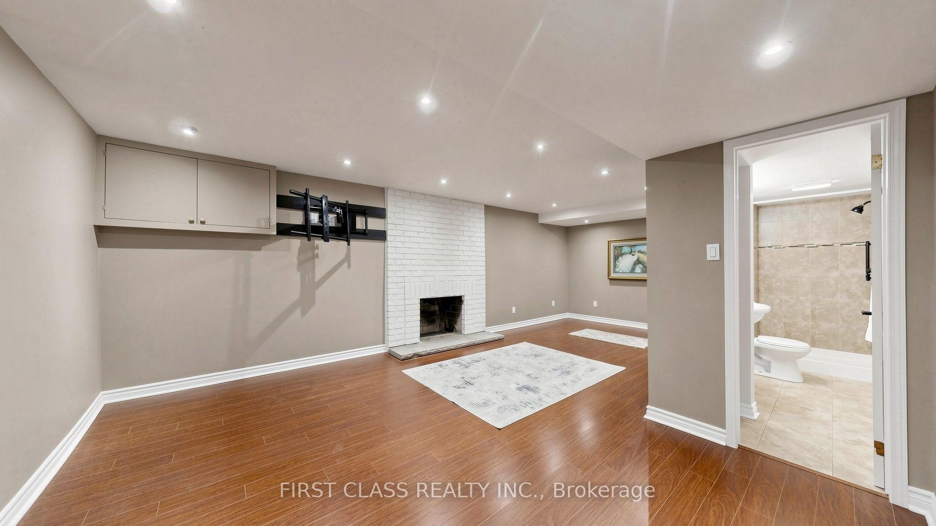 Photo 38 of 34 Mayberry Court, Brampton, Central Park — HOMEH