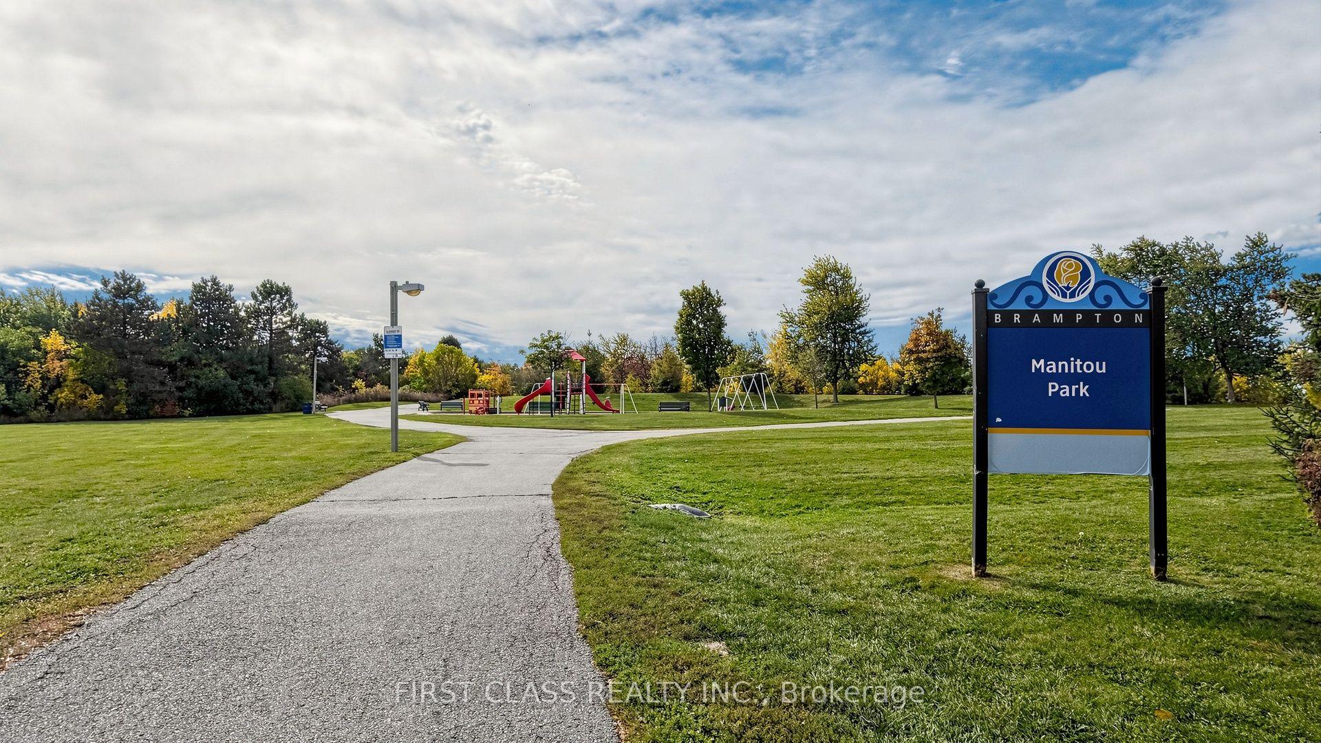 Photo 51 of 34 Mayberry Court, Brampton, Central Park — HOMEH