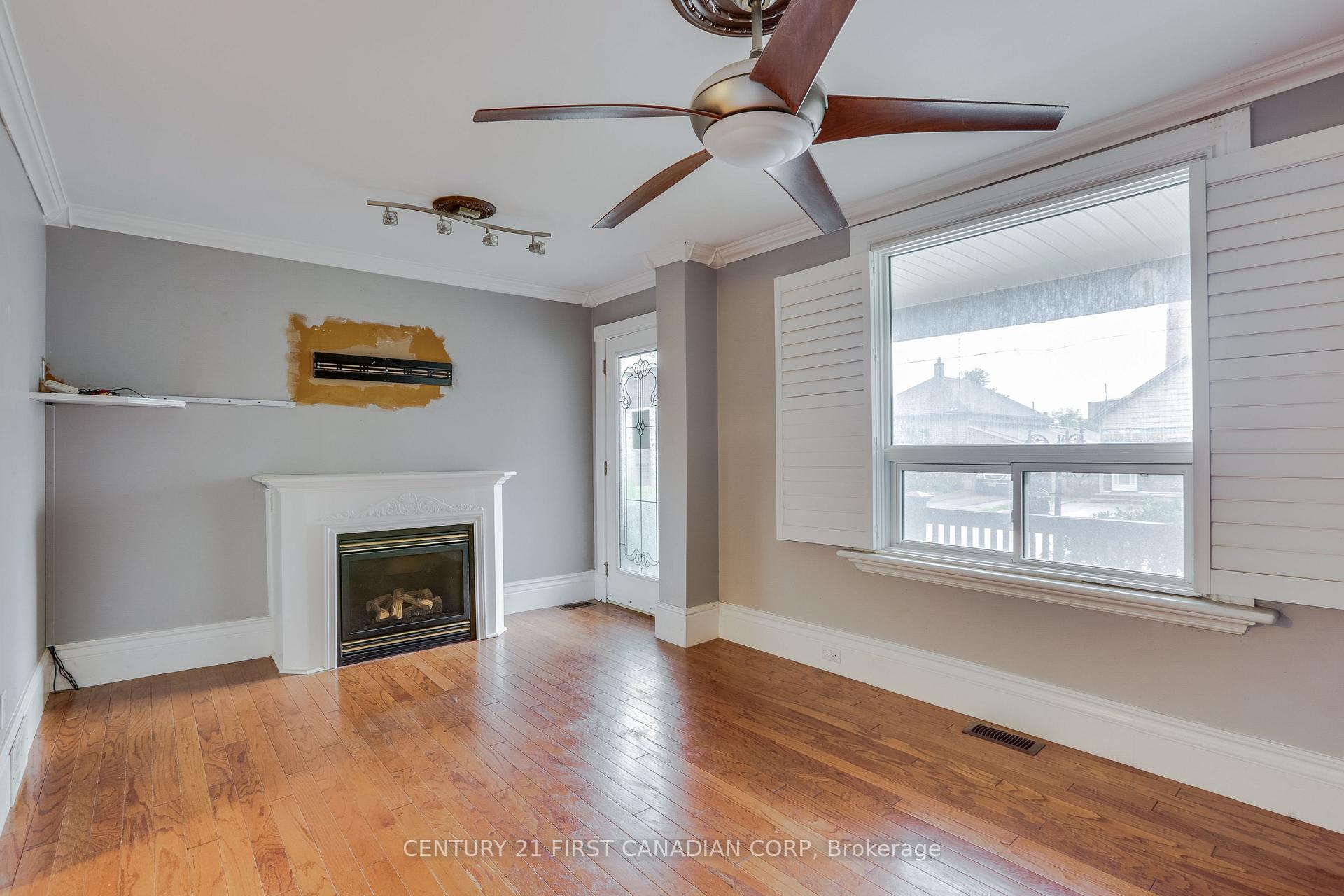 Photo 4 of 16 Lansdowne Avenue, London, East L — HOMEH