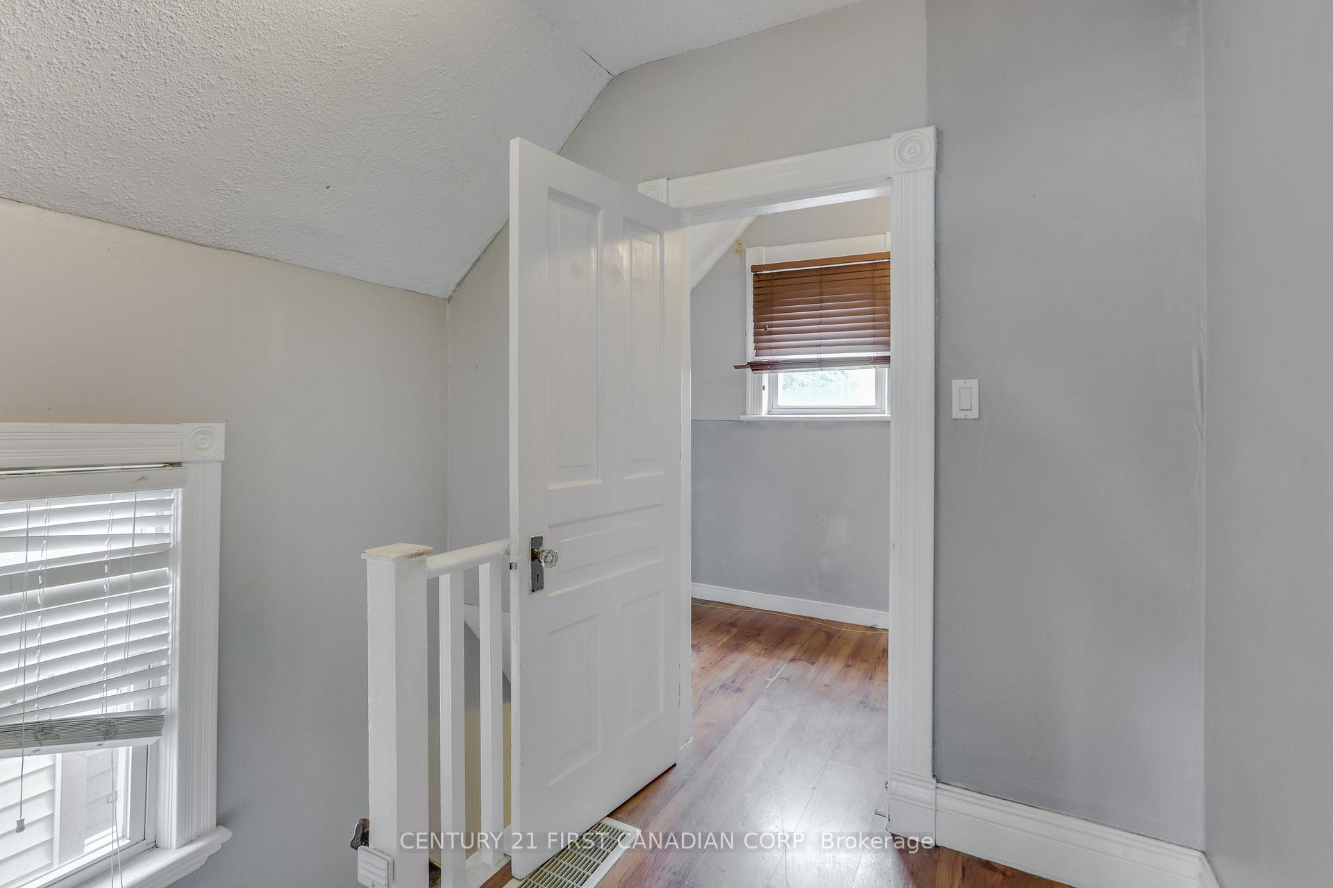 Photo 19 of 16 Lansdowne Avenue, London, East L — HOMEH