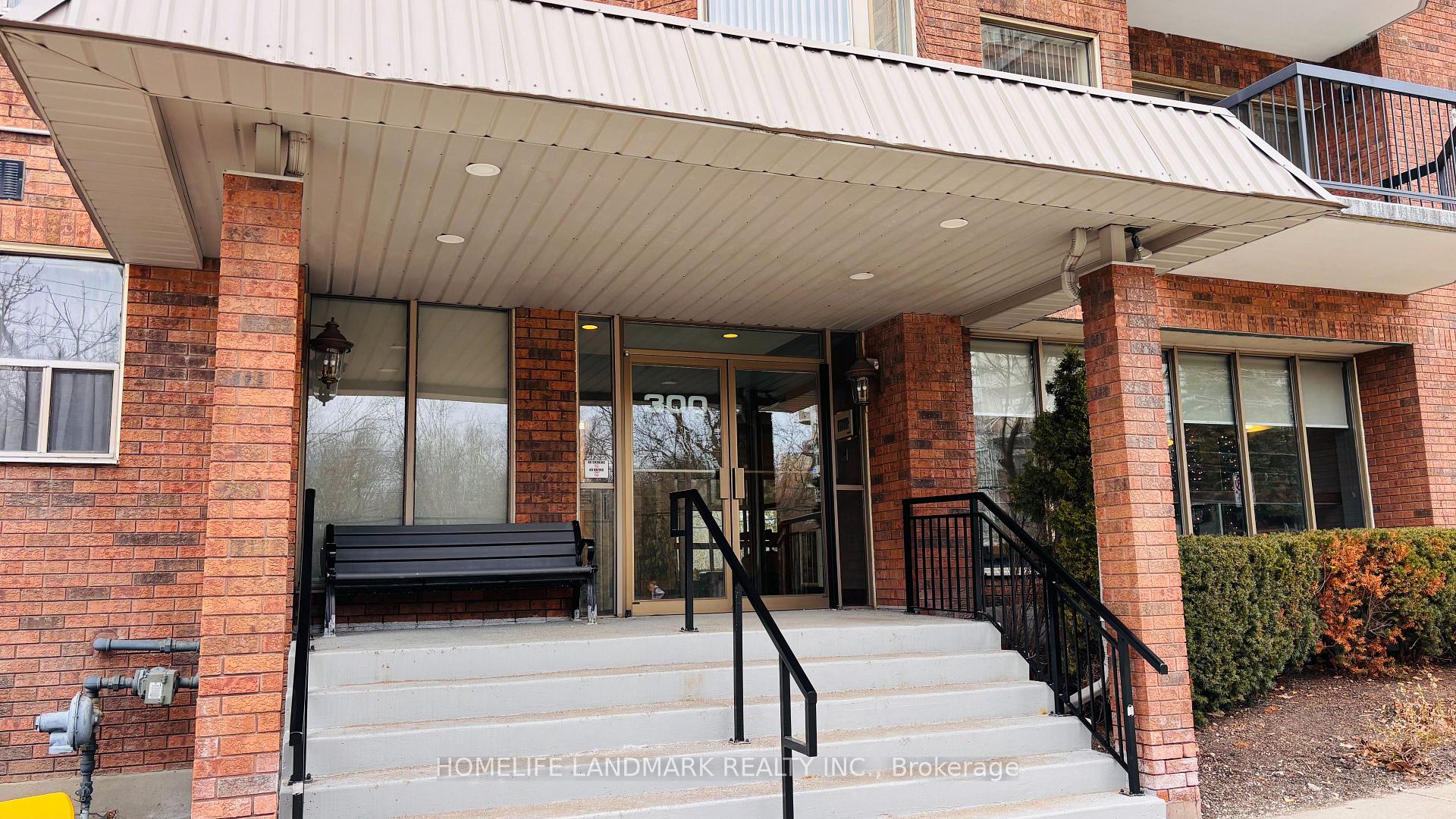 Photo 2 of Unit 207, 300 Keats Way, Waterloo, Beechwood — HOMEH