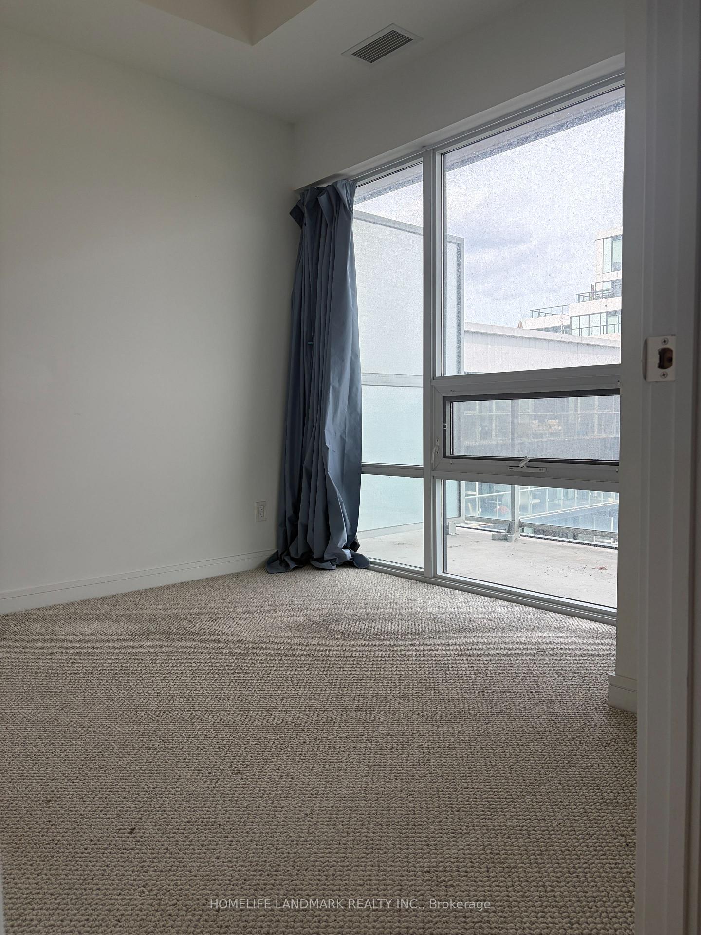 Photo 7 of Unit 701, 621 Sheppard Avenue E, North York, Bayview Village — HOMEH