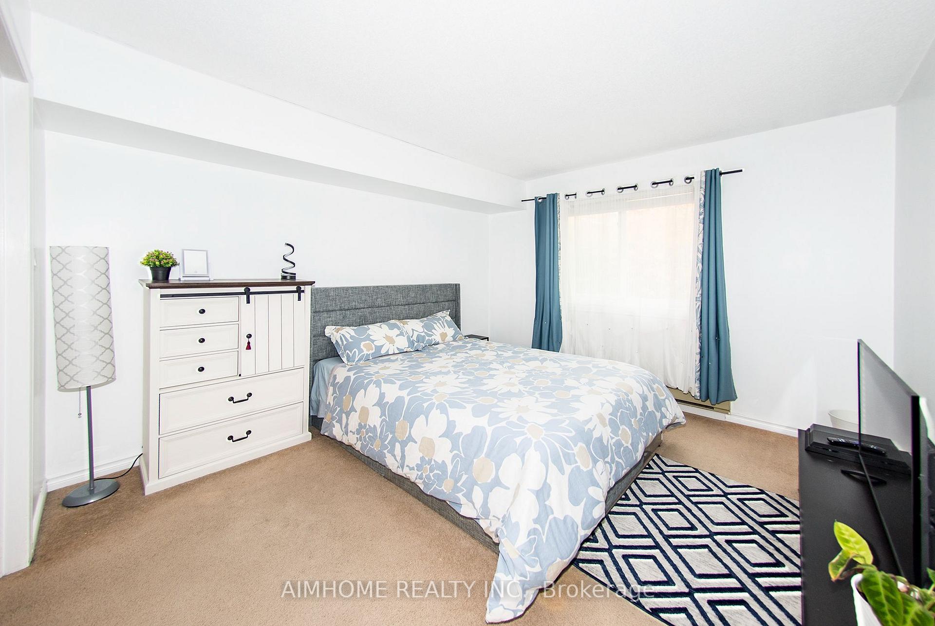 Photo 14 of Unit 933, 1506 Pilgrims Way, Oakville, Glen Abbey — HOMEH