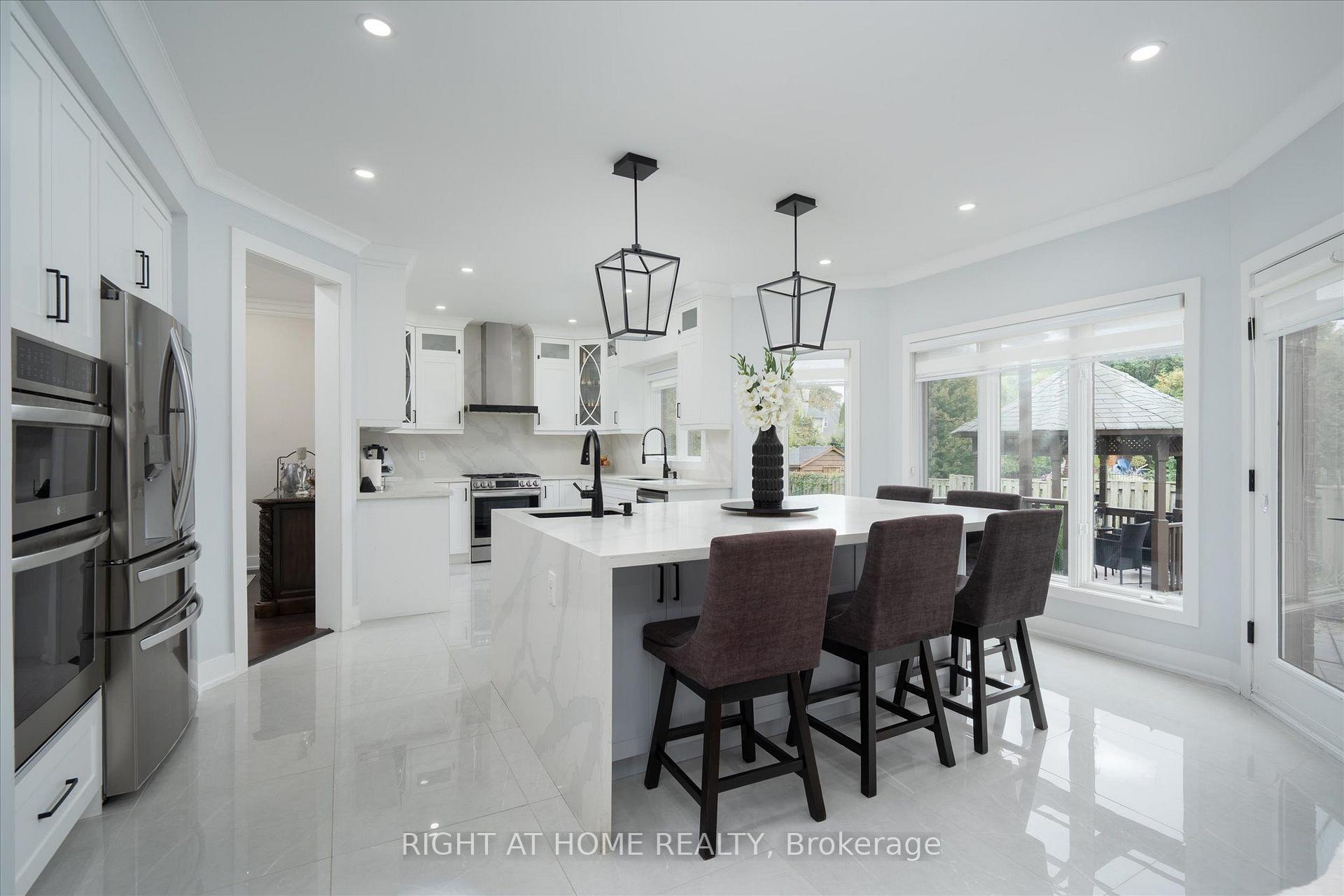 Photo 9 of 1001 Lytton Court, Pickering, Rosebank — HOMEH