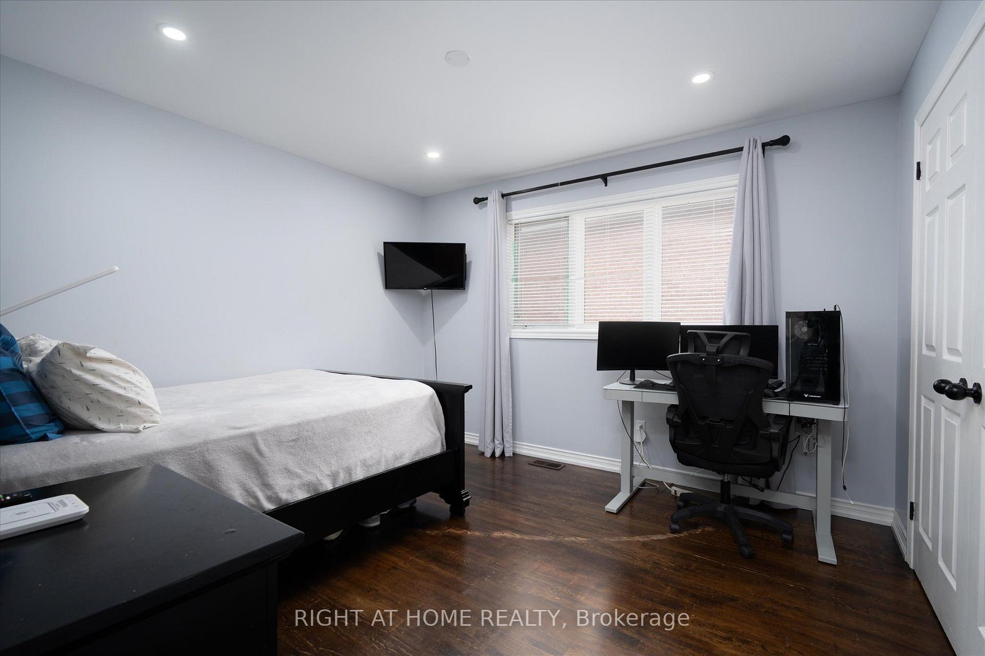 Photo 24 of 1001 Lytton Court, Pickering, Rosebank — HOMEH
