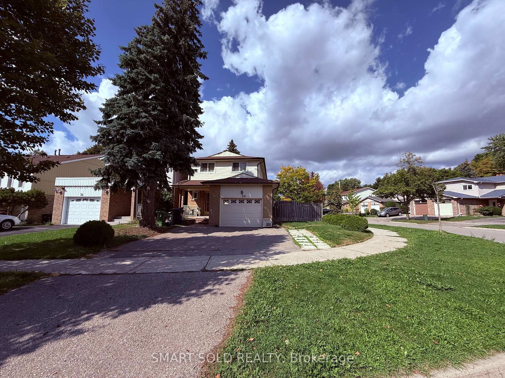 Photo 1 of Unit (Basement), 36 Montezuma Trail, Scarborough, Agincourt North — HOMEH