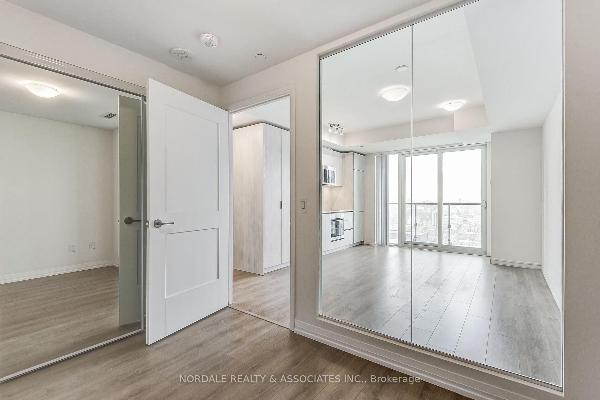 Photo 7 of Unit 3127, 28 Widmer Street, Toronto, Waterfront Communities — HOMEH