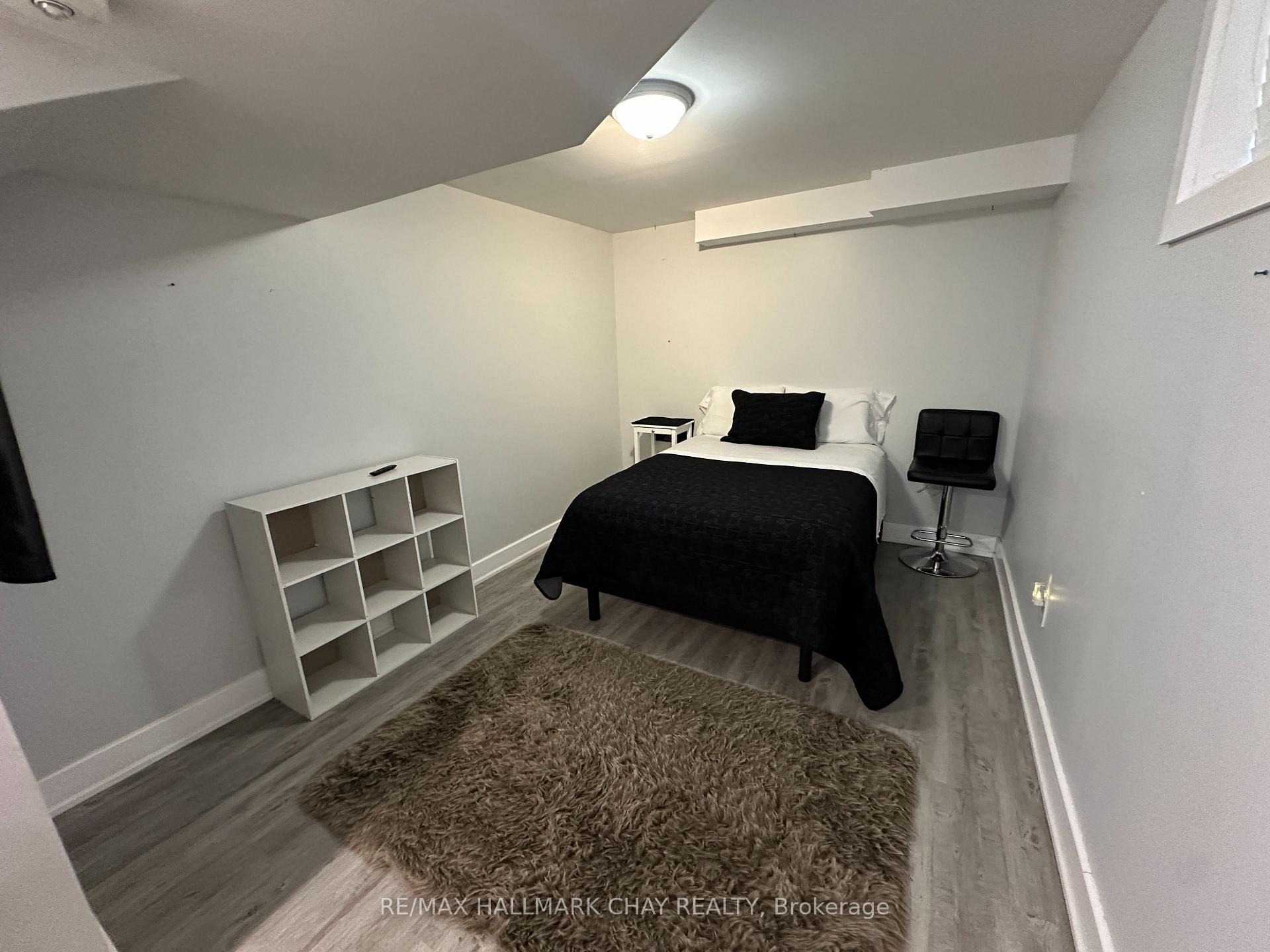 Photo 12 of 142 Summerset Drive, Barrie, Ardagh — HOMEH