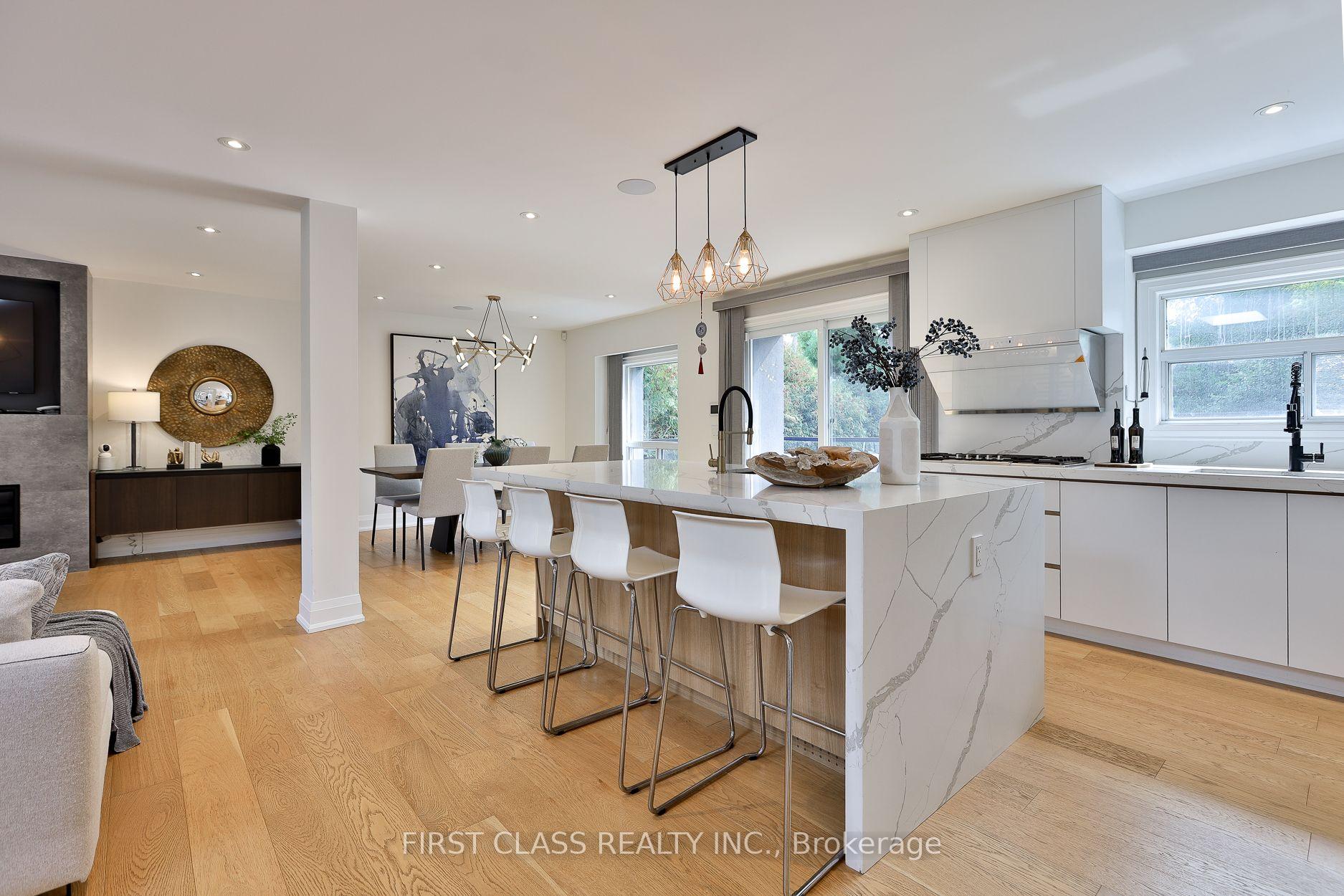 Photo 16 of 27 Delair Crescent, Markham, Grandview — HOMEH