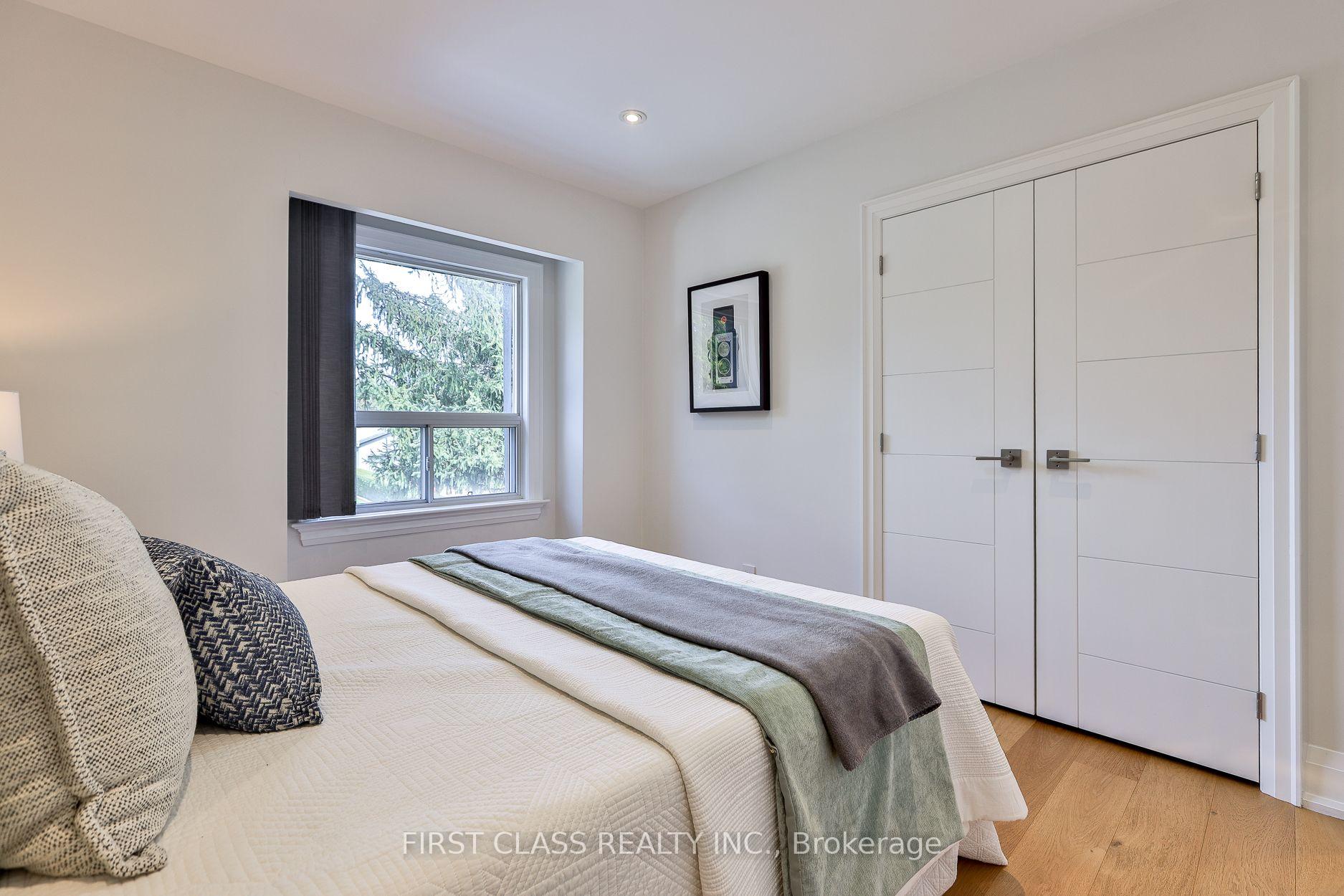 Photo 25 of 27 Delair Crescent, Markham, Grandview — HOMEH