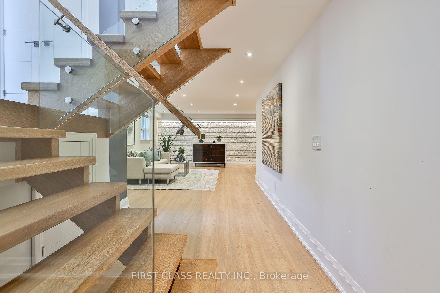 Photo 27 of 27 Delair Crescent, Markham, Grandview — HOMEH
