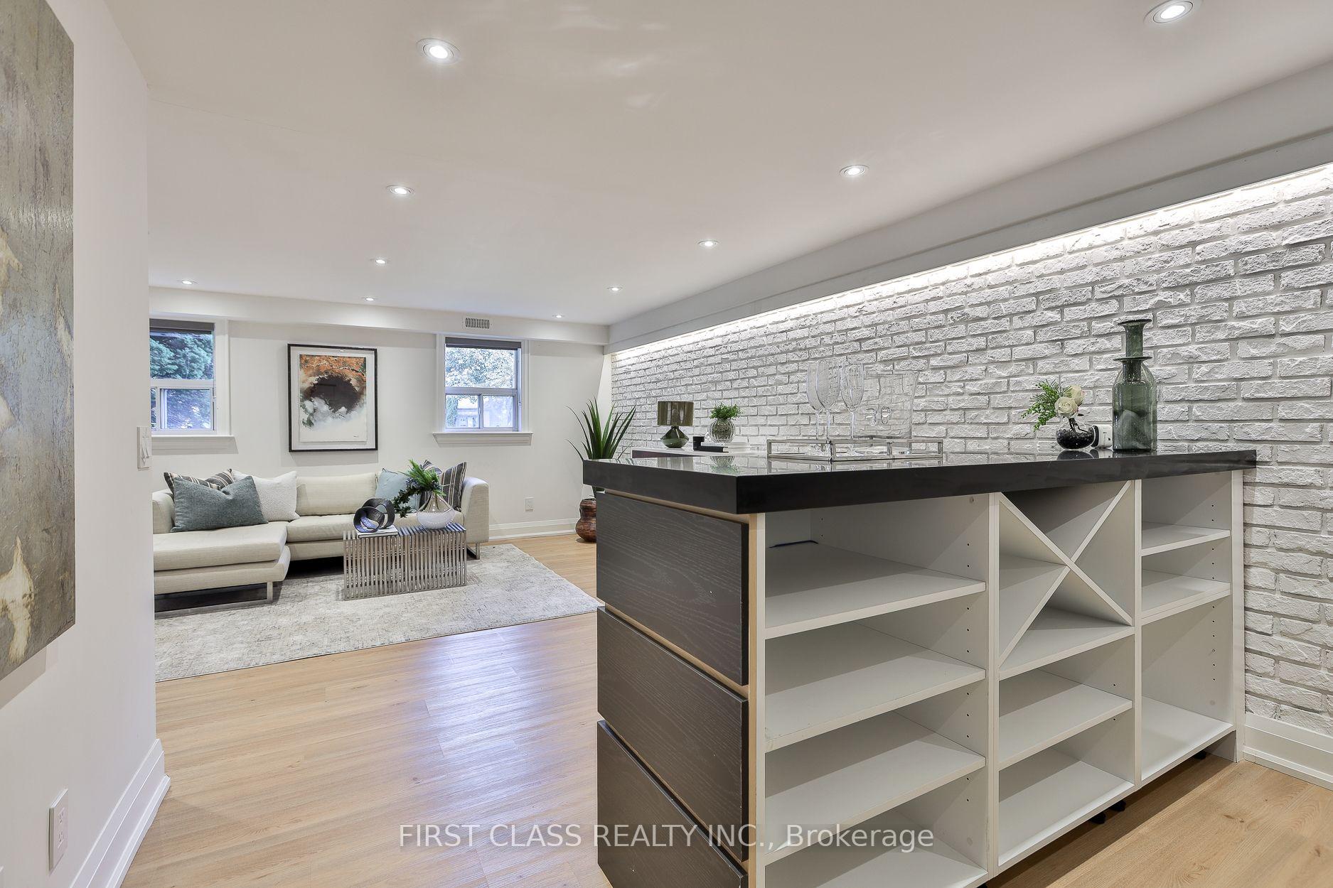 Photo 34 of 27 Delair Crescent, Markham, Grandview — HOMEH