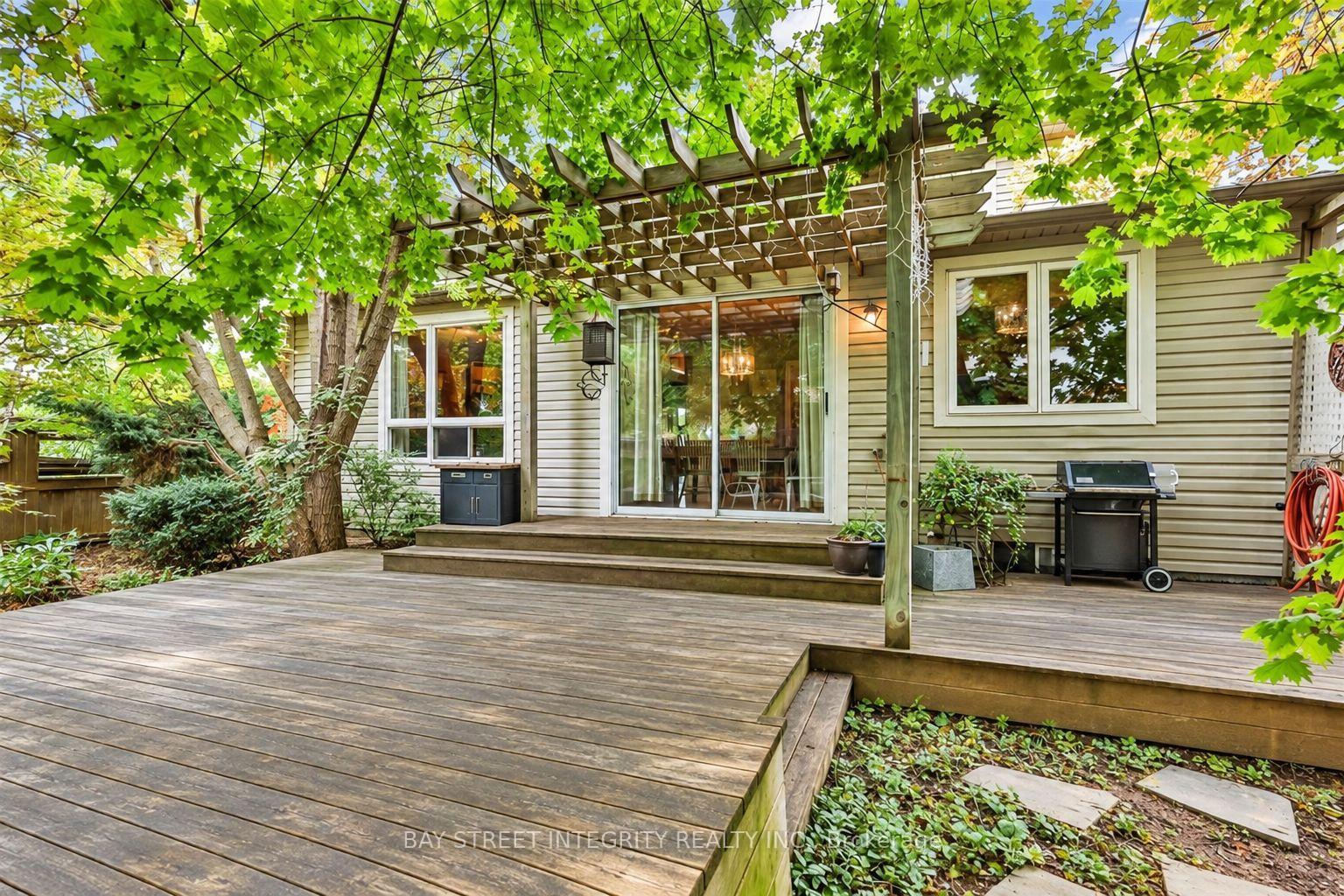 Photo 34 of 2198 Woodglen Crescent, Burlington, Orchard — HOMEH