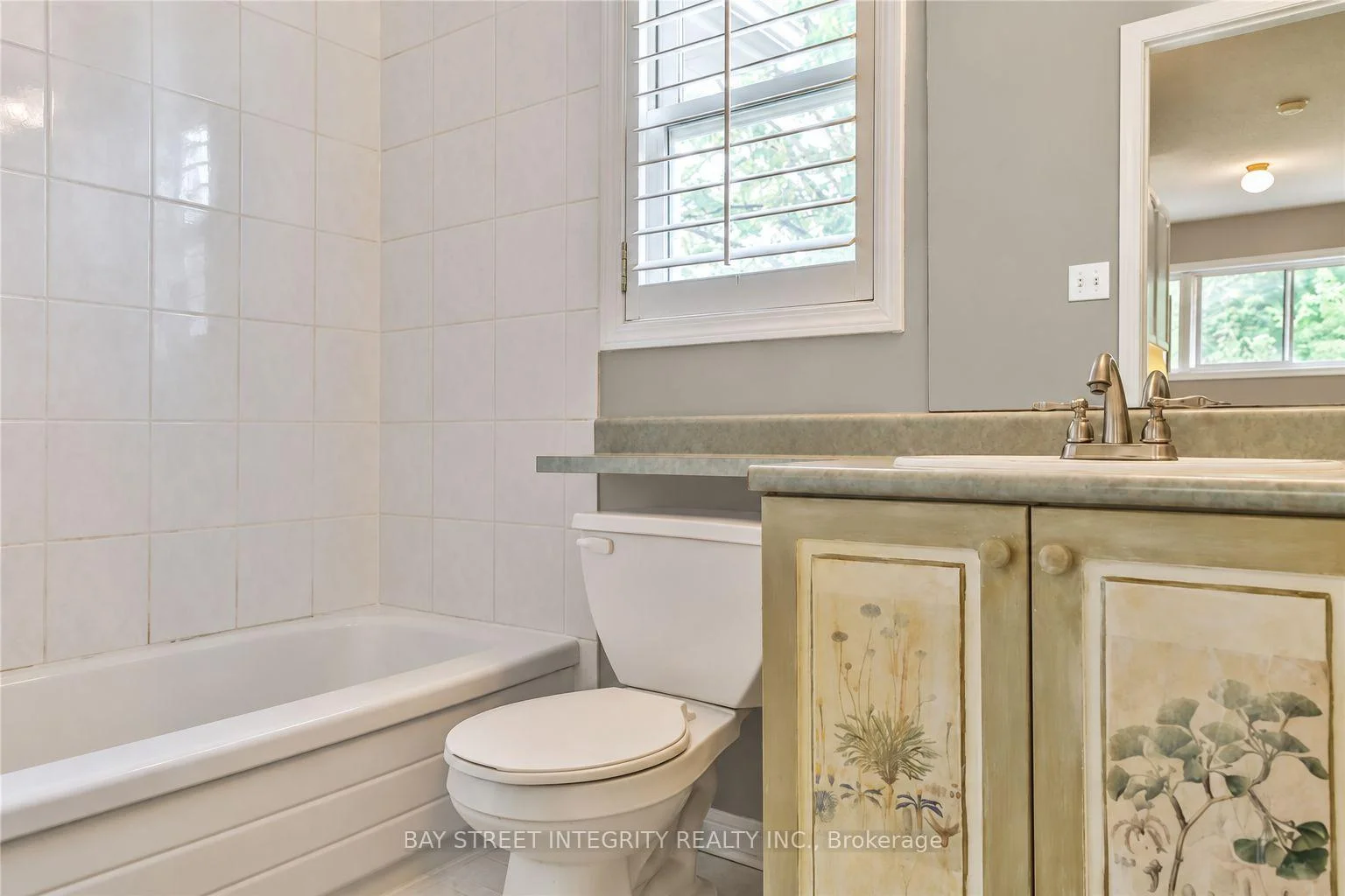 Photo 33 of 2198 Woodglen Crescent, Burlington, Orchard — HOMEH