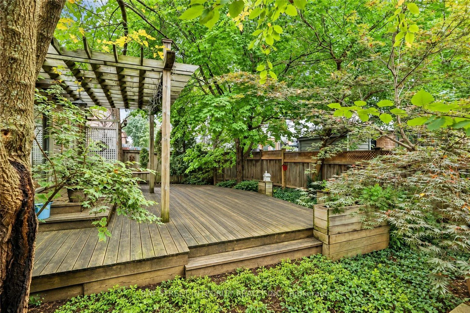 Photo 36 of 2198 Woodglen Crescent, Burlington, Orchard — HOMEH