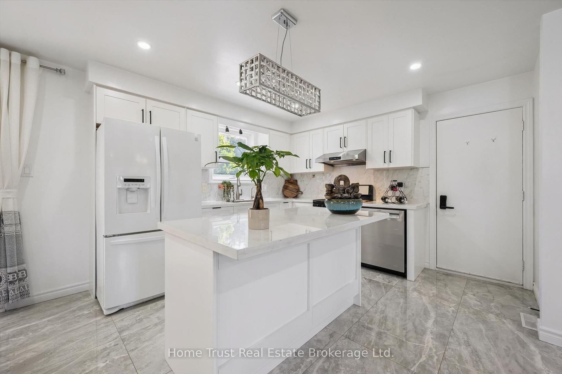Photo 10 of 256 Stephanie Drive, Guelph, Willow West/Sugarbush/West Acres — HOMEH