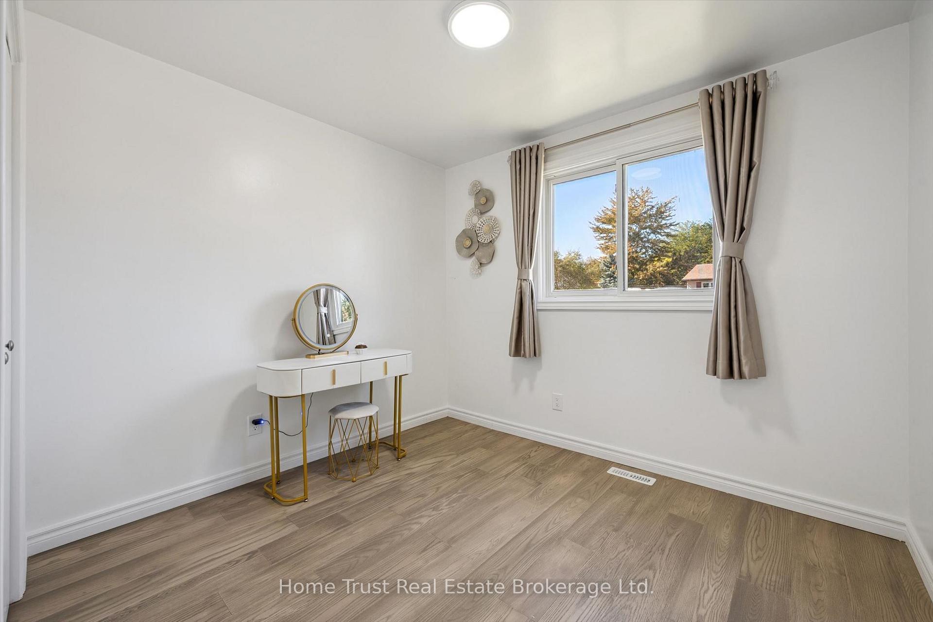 Photo 15 of 256 Stephanie Drive, Guelph, Willow West/Sugarbush/West Acres — HOMEH