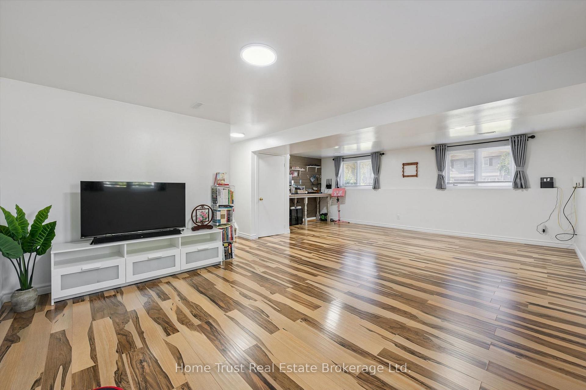 Photo 21 of 256 Stephanie Drive, Guelph, Willow West/Sugarbush/West Acres — HOMEH