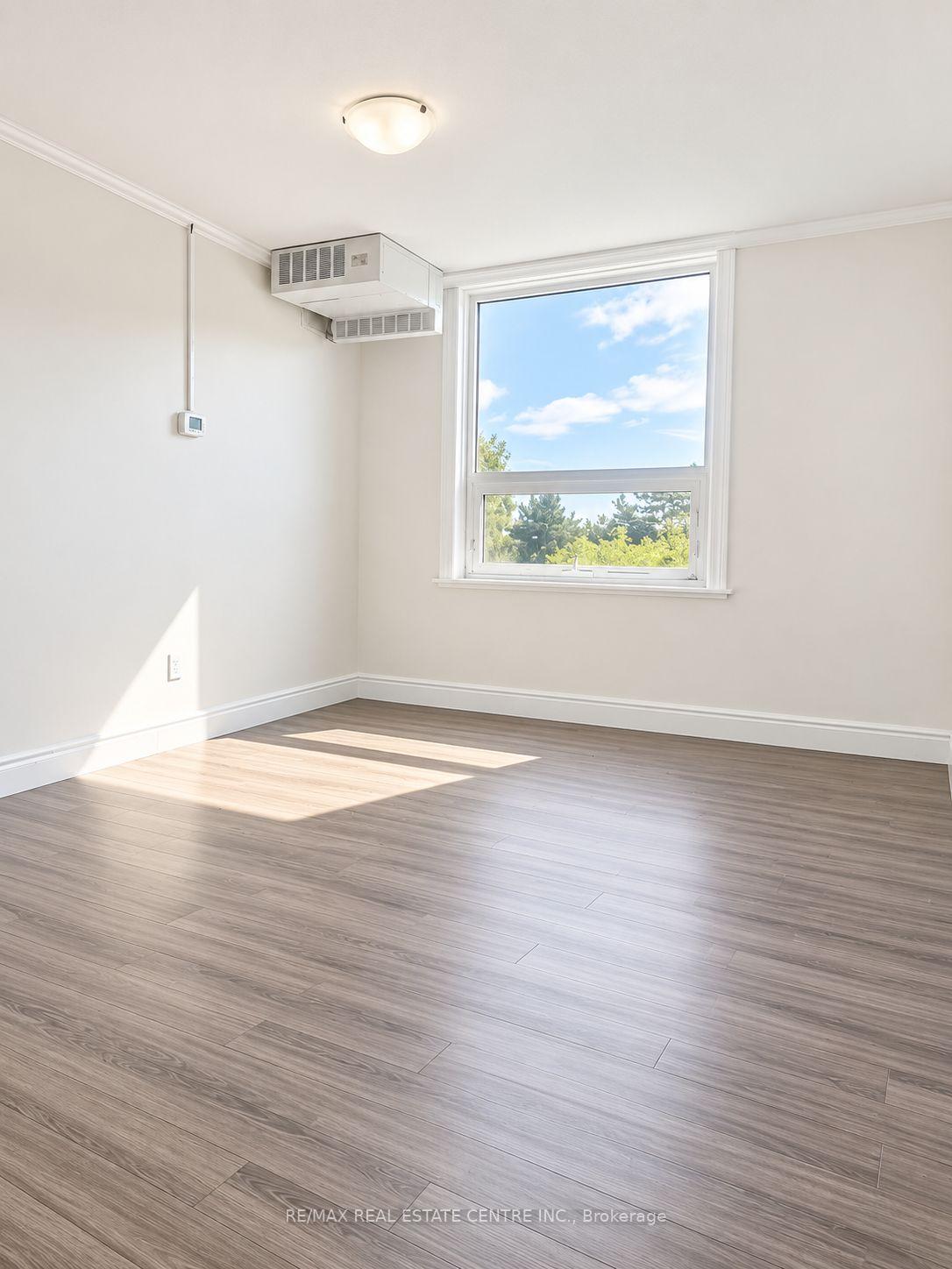 Photo 20 of Unit 407, 627 The West Mall, Etobicoke, Eringate-Centennial-West Deane — HOMEH