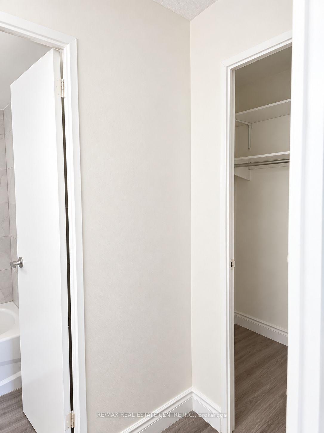 Photo 22 of Unit 407, 627 The West Mall, Etobicoke, Eringate-Centennial-West Deane — HOMEH