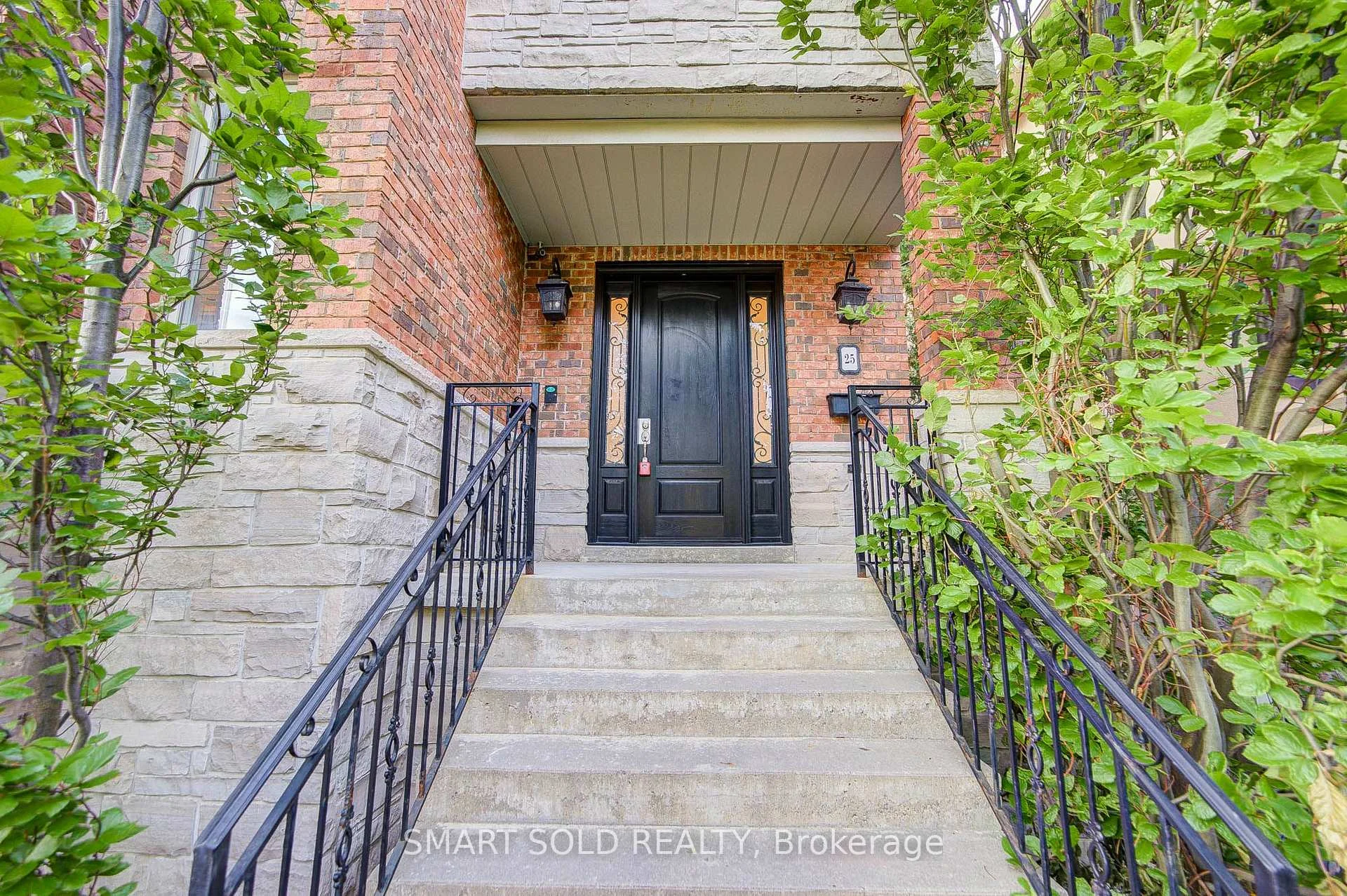 Photo 7 of 25 Oak Avenue, Richmond Hill, South Richvale — HOMEH
