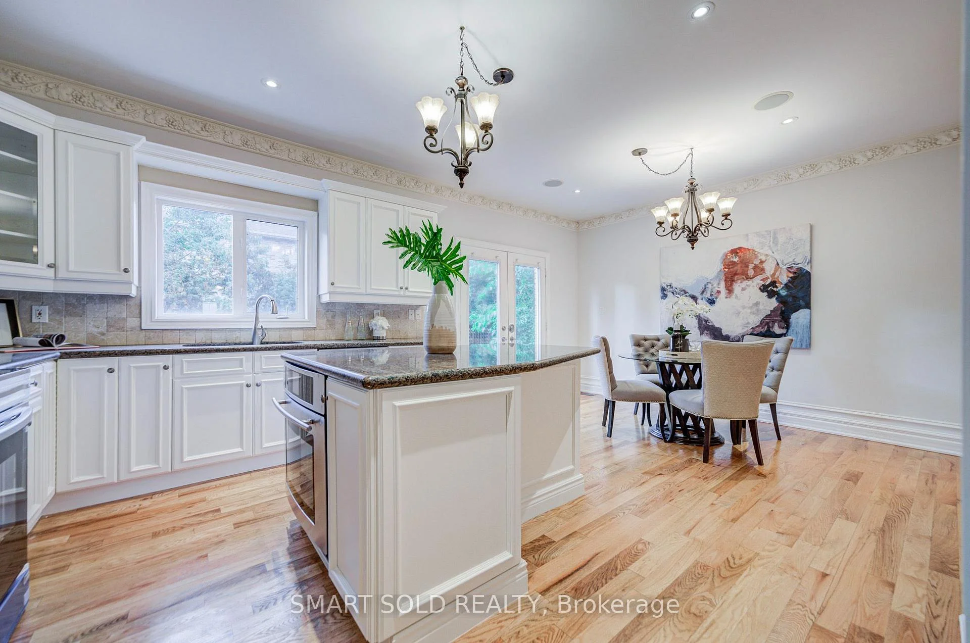 Photo 17 of 25 Oak Avenue, Richmond Hill, South Richvale — HOMEH