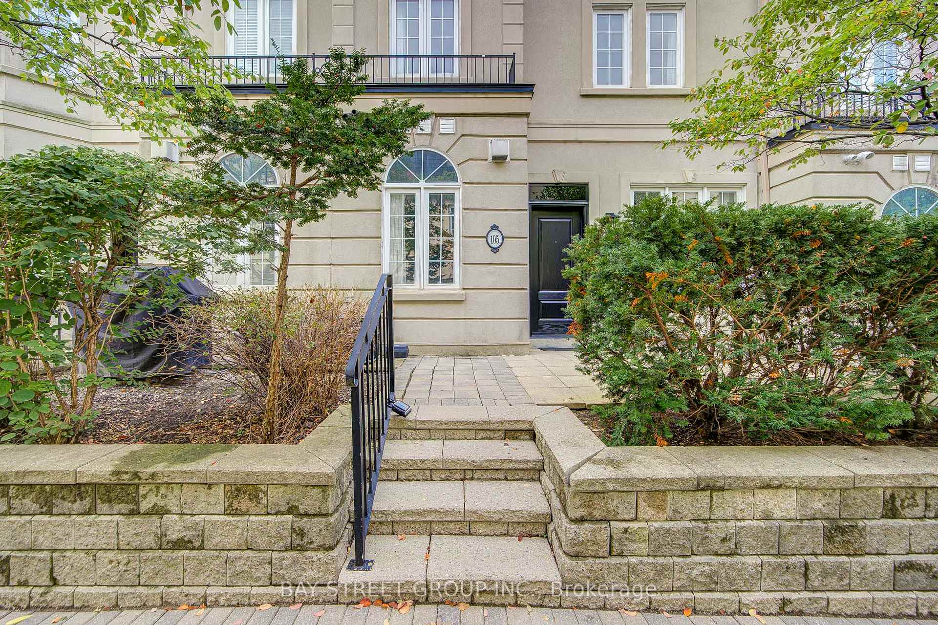 Photo 5 of Unit 105, 11 Everson Drive, North York, Willowdale East — HOMEH