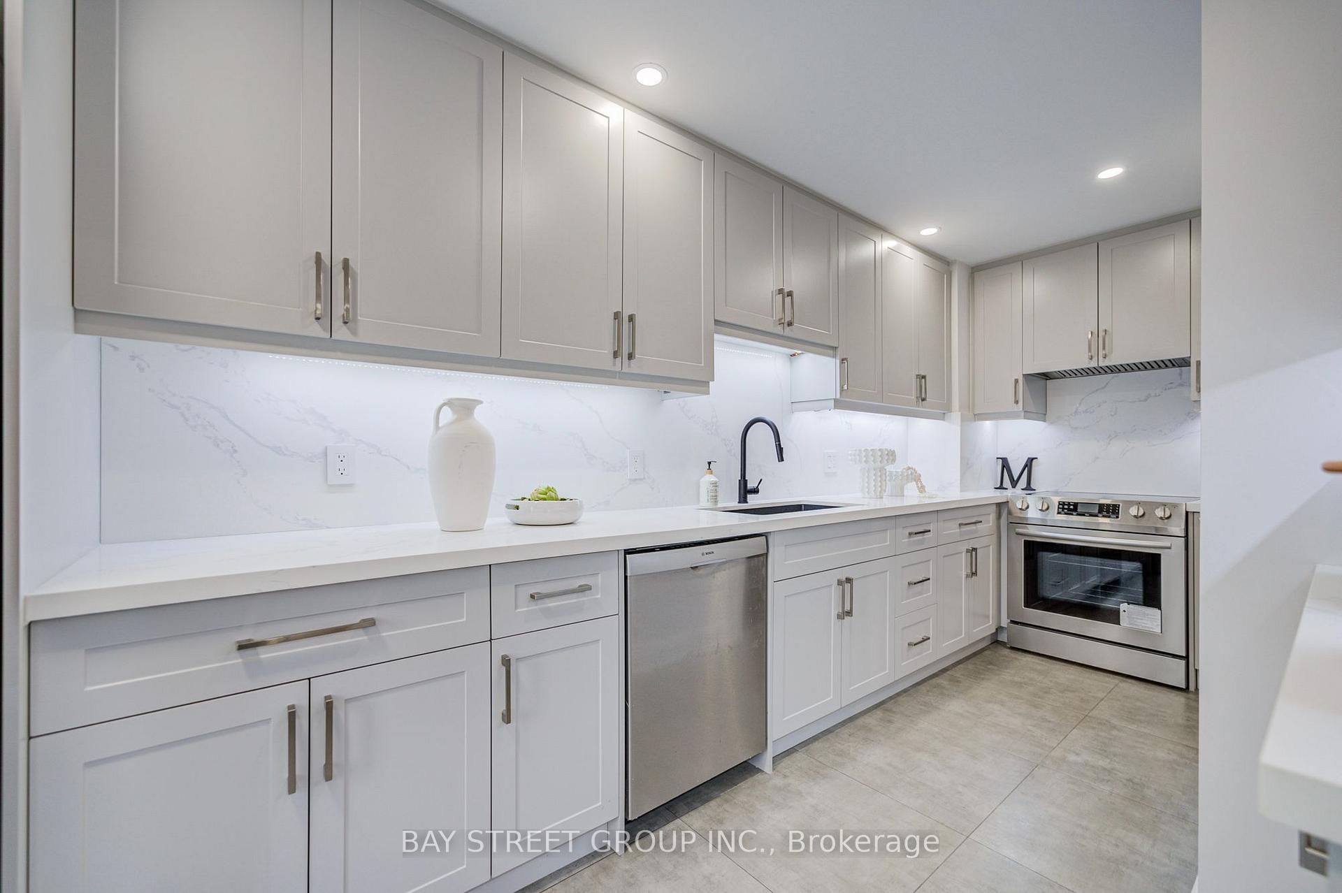 Photo 21 of Unit 105, 11 Everson Drive, North York, Willowdale East — HOMEH