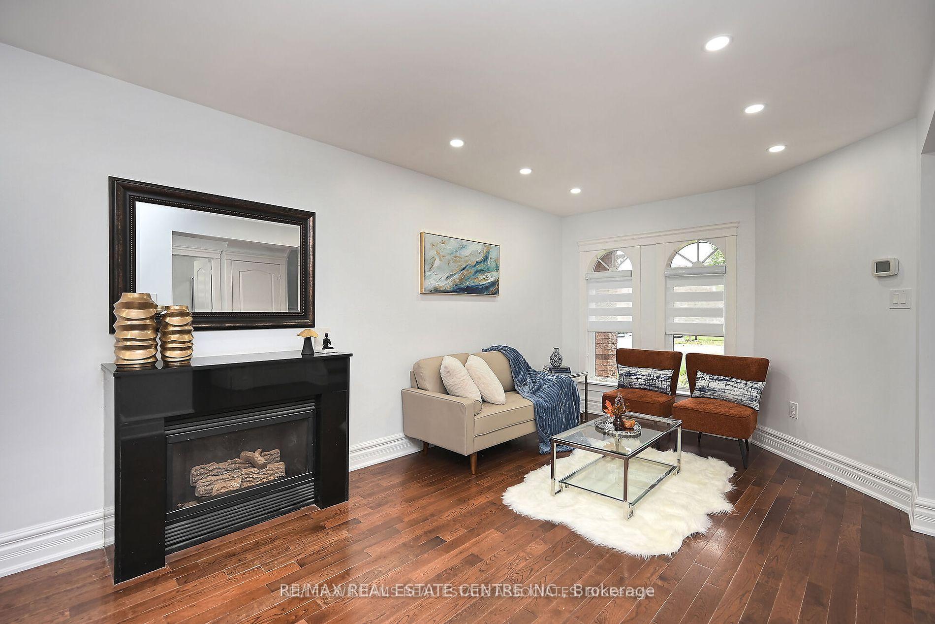 Photo 6 of 3845 Althorpe (Upper ) Circle, Mississauga, Lisgar — HOMEH