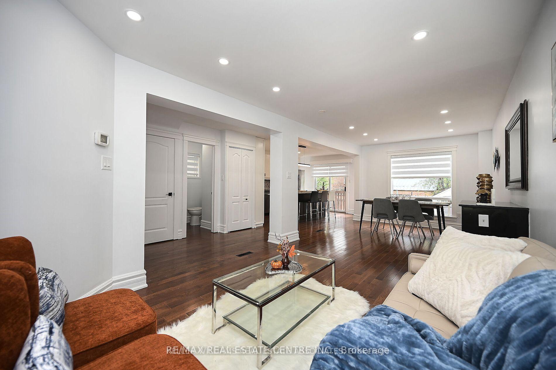 Photo 8 of 3845 Althorpe (Upper ) Circle, Mississauga, Lisgar — HOMEH