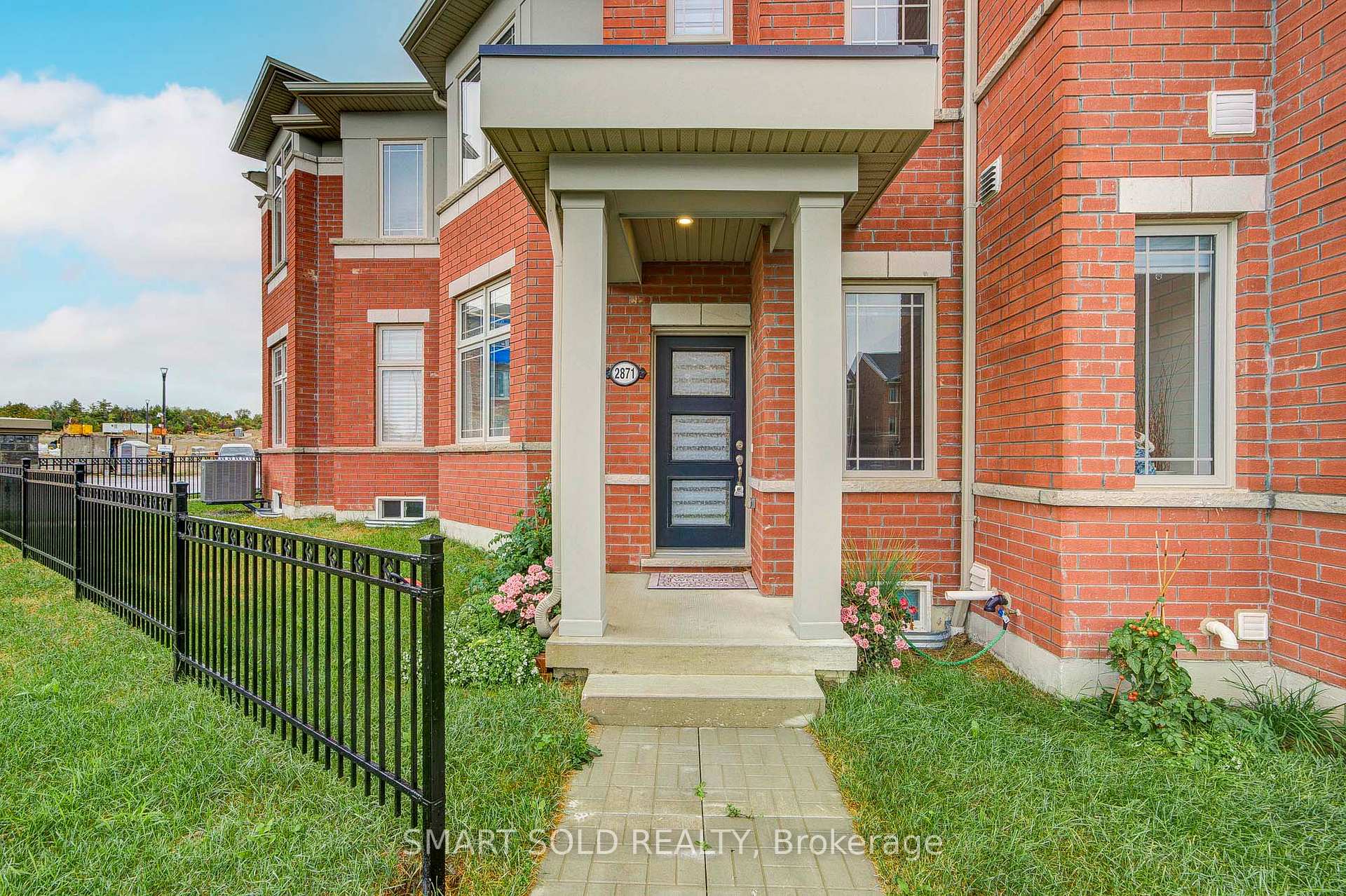 Photo 2 of 2871 Whites Road, Pickering, Rural Pickering — HOMEH