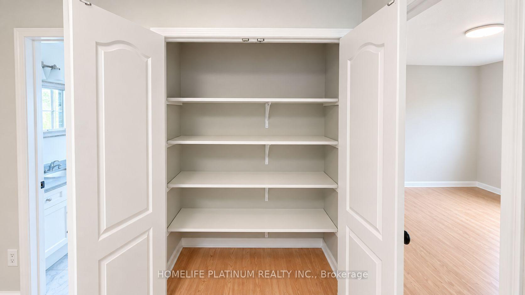 Photo 24 of 71 Sugarhill Drive N, Brampton, Fletcher's Meadow — HOMEH